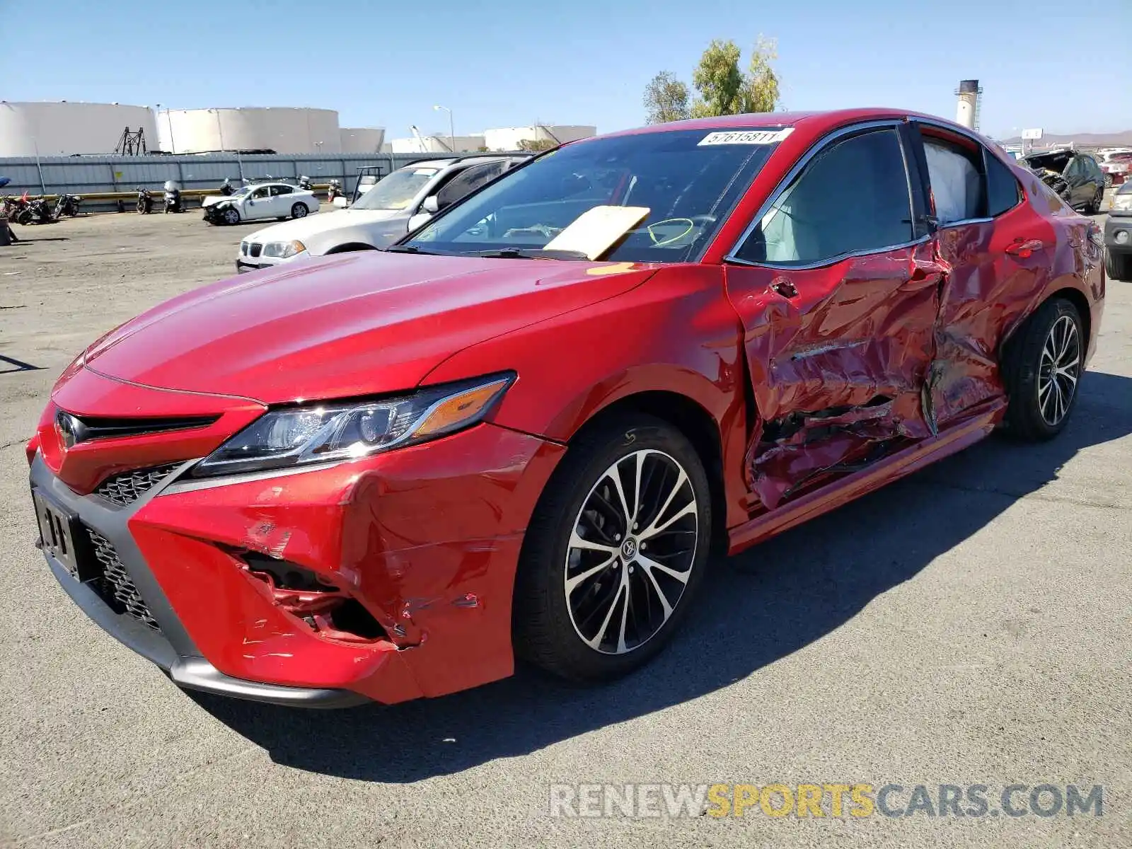 2 Photograph of a damaged car 4T1B11HK8KU288455 TOYOTA CAMRY 2019