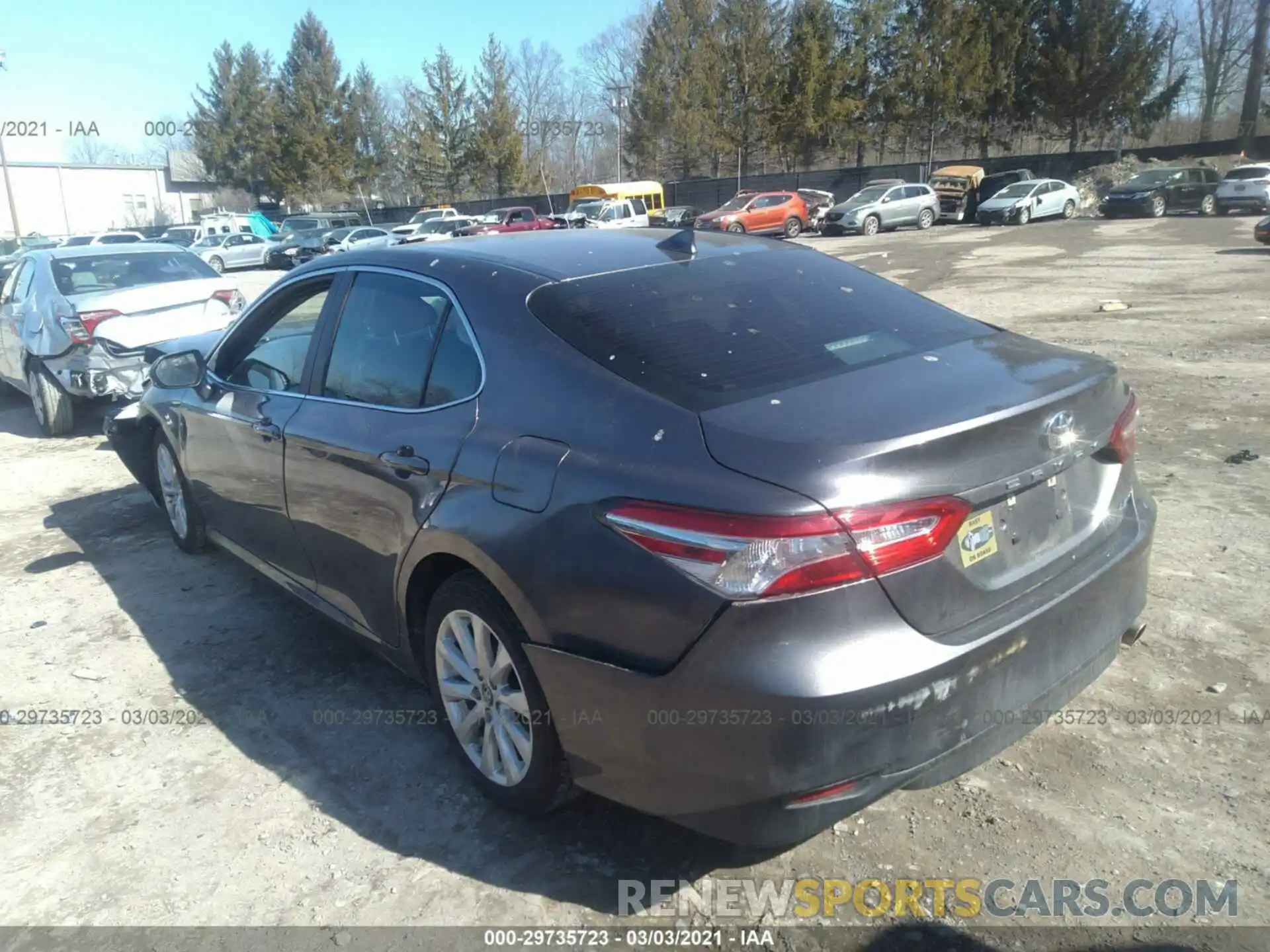 3 Photograph of a damaged car 4T1B11HK8KU288620 TOYOTA CAMRY 2019