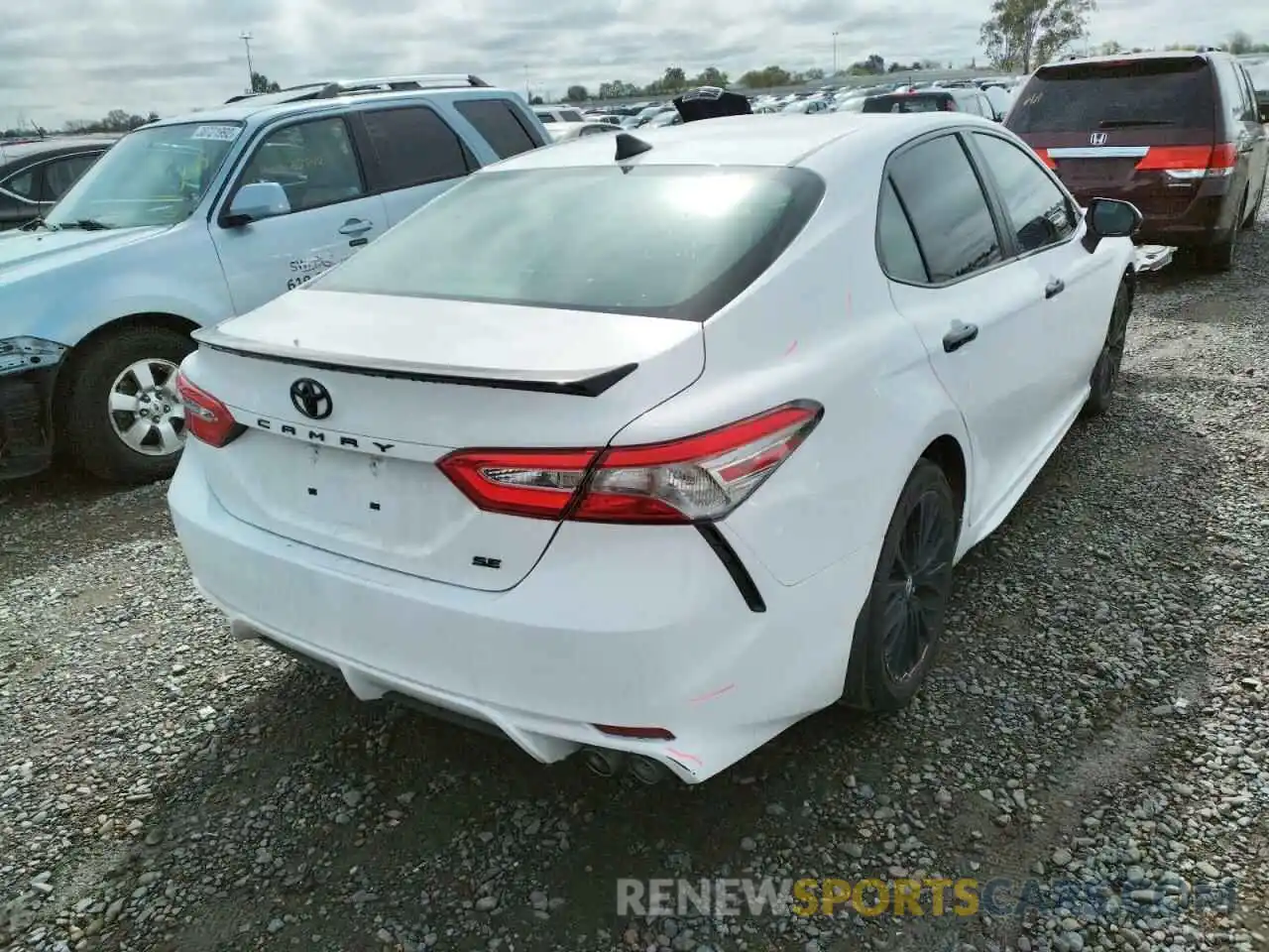 4 Photograph of a damaged car 4T1B11HK8KU288830 TOYOTA CAMRY 2019