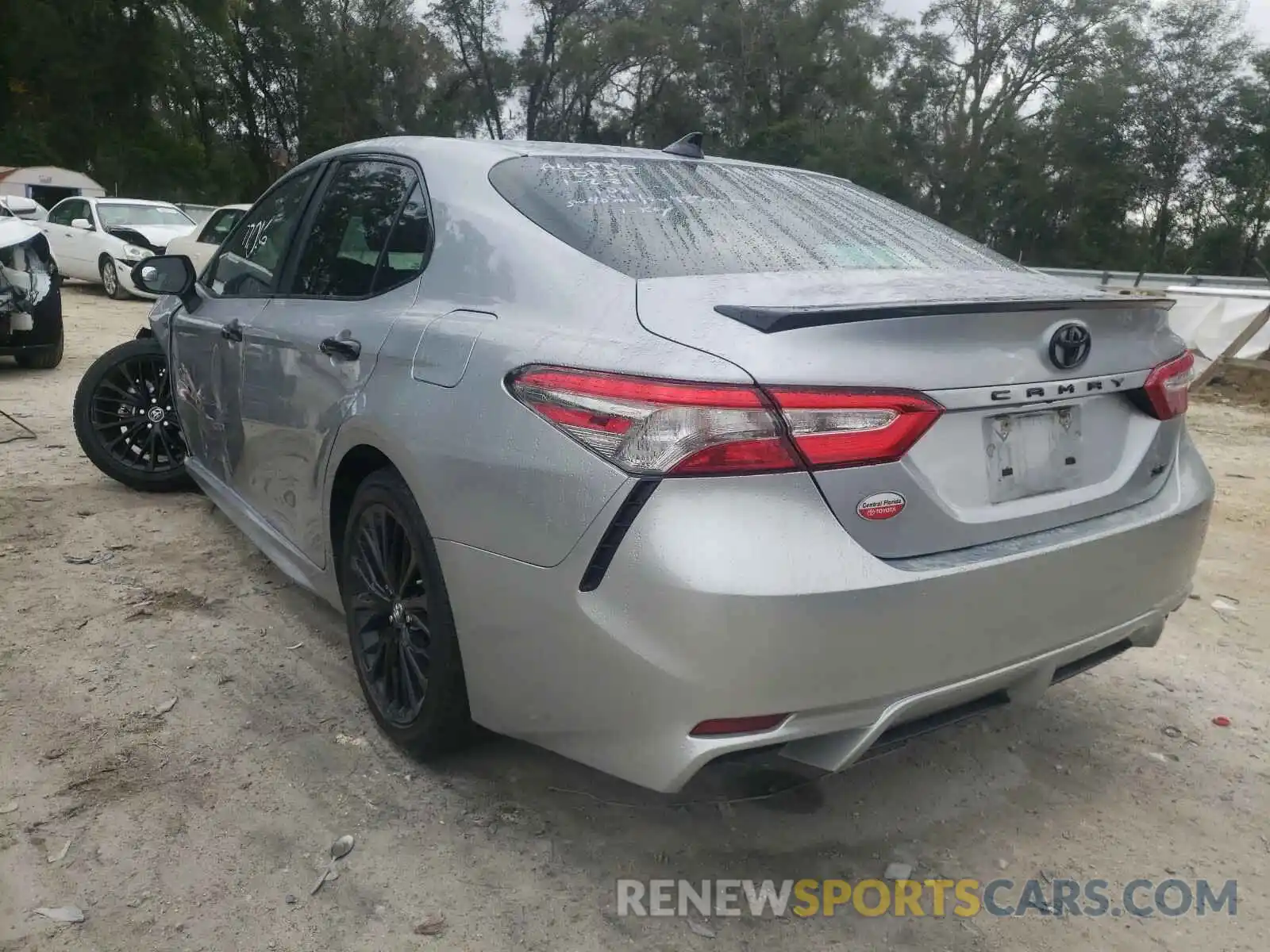 3 Photograph of a damaged car 4T1B11HK8KU290383 TOYOTA CAMRY 2019