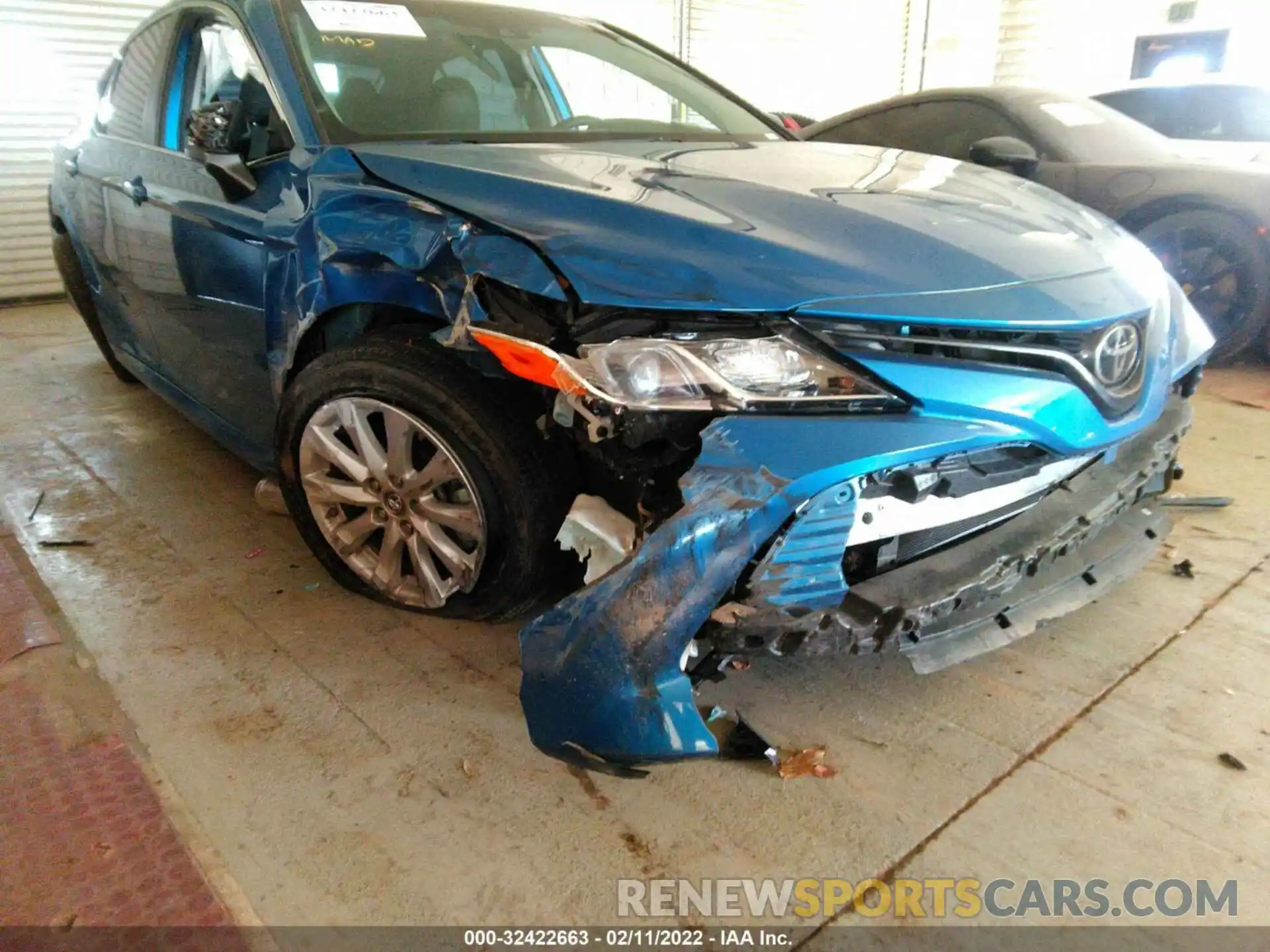 6 Photograph of a damaged car 4T1B11HK8KU290500 TOYOTA CAMRY 2019