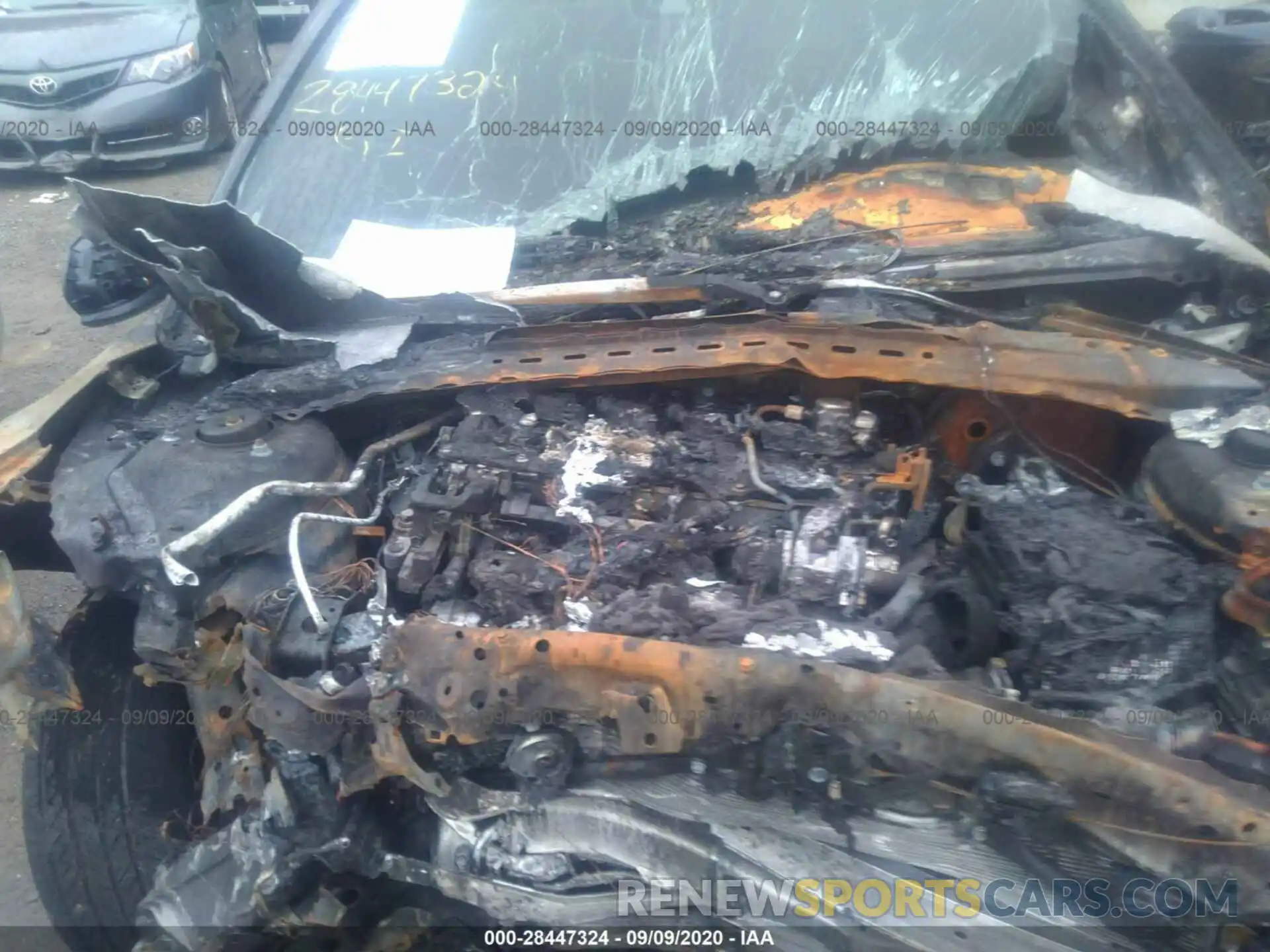 10 Photograph of a damaged car 4T1B11HK8KU292439 TOYOTA CAMRY 2019