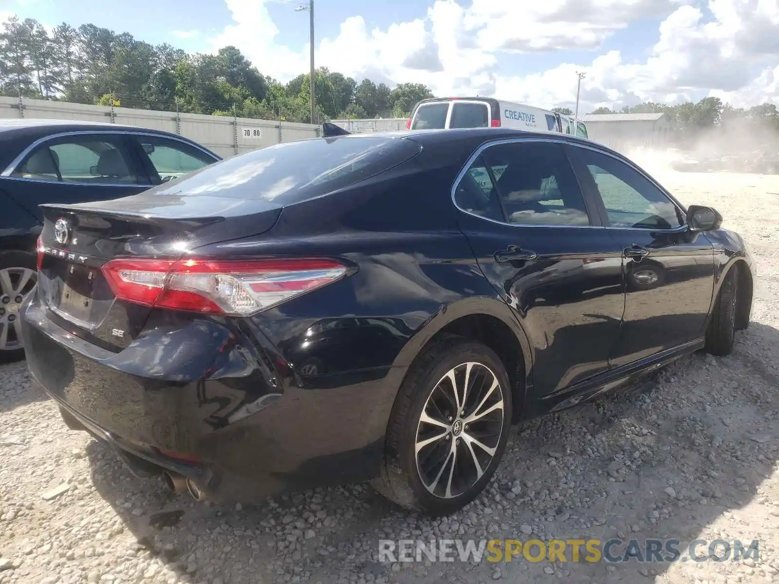 4 Photograph of a damaged car 4T1B11HK8KU293803 TOYOTA CAMRY 2019