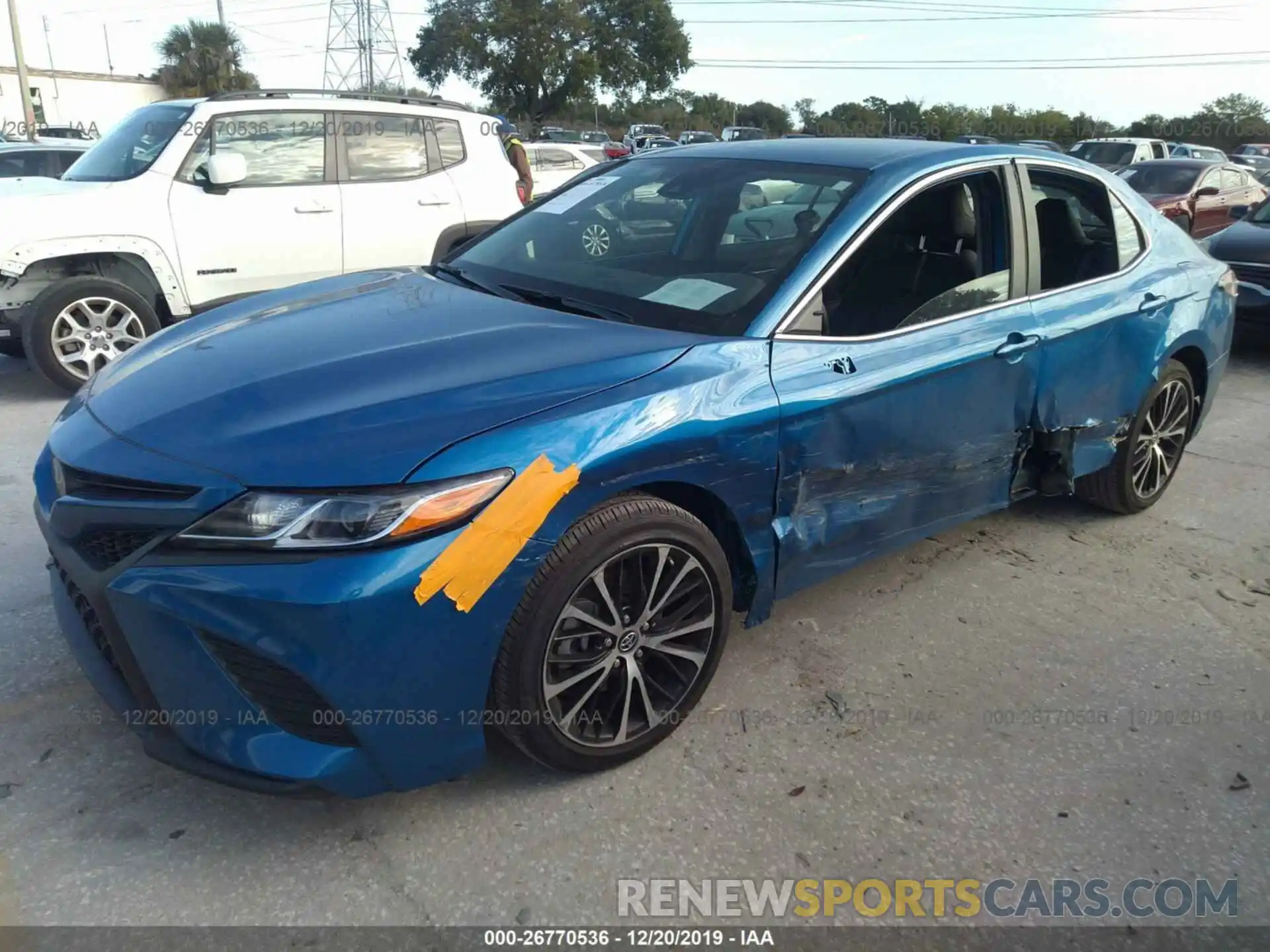 2 Photograph of a damaged car 4T1B11HK8KU295048 TOYOTA CAMRY 2019