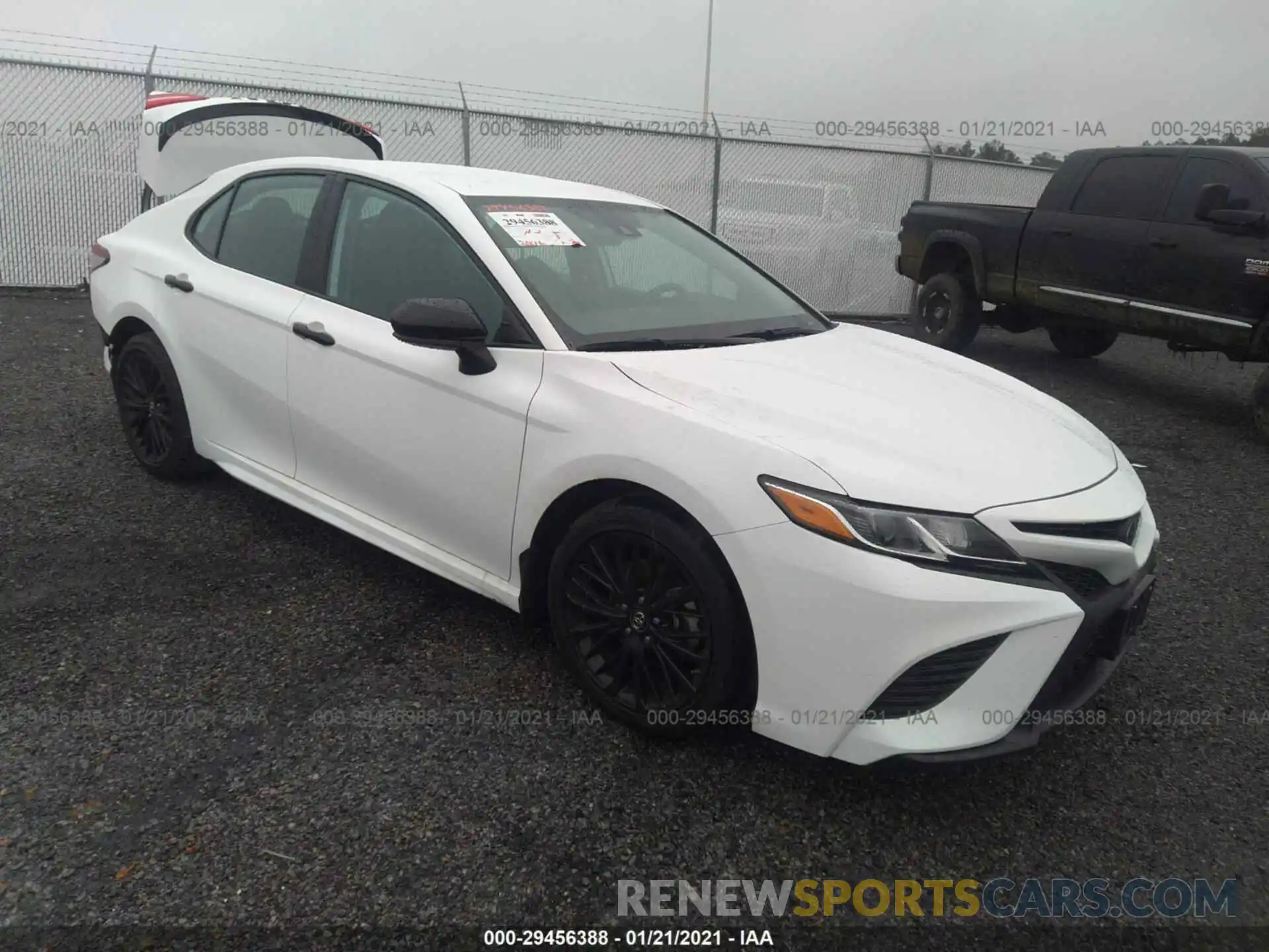 1 Photograph of a damaged car 4T1B11HK8KU300099 TOYOTA CAMRY 2019