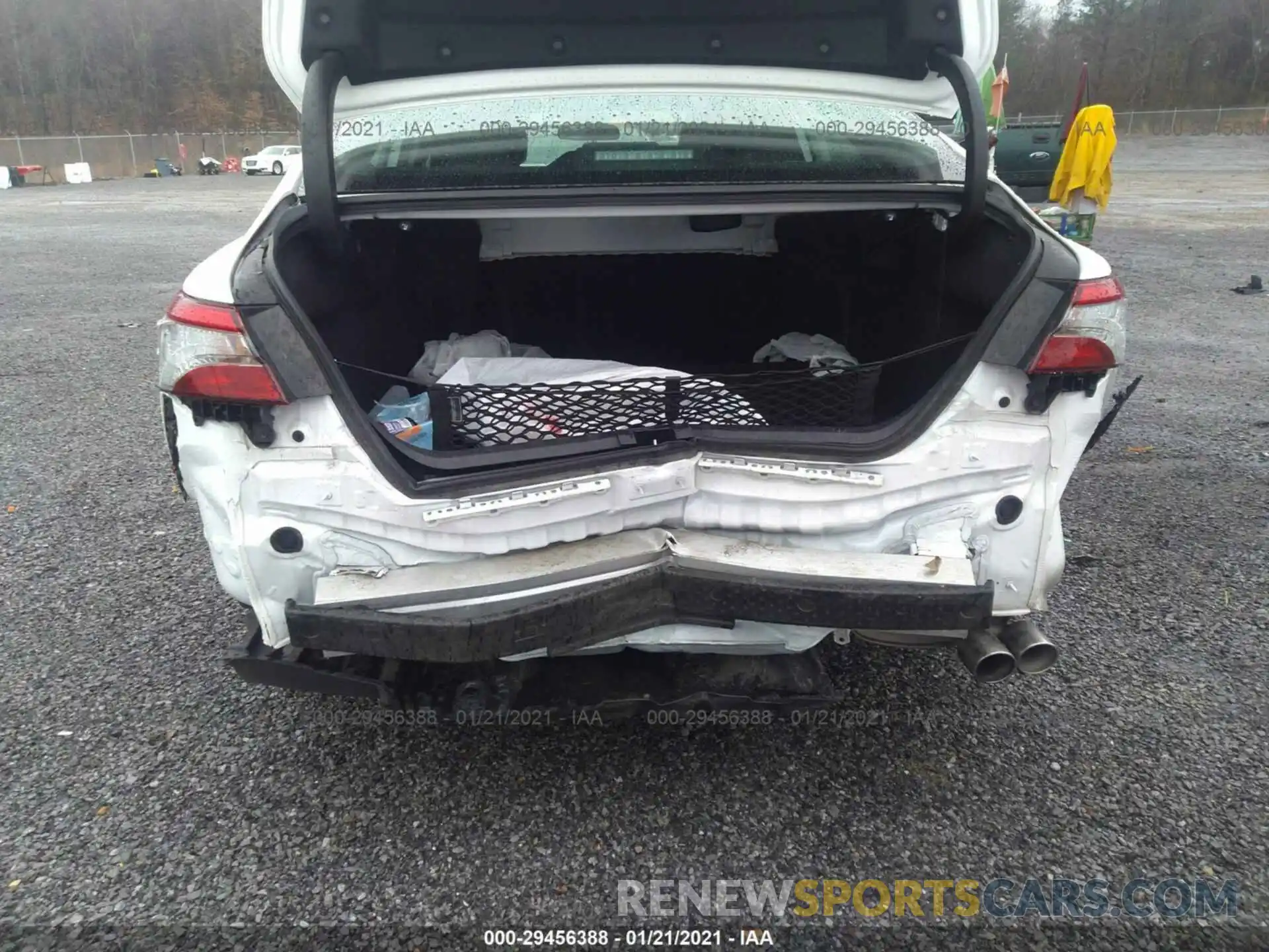 6 Photograph of a damaged car 4T1B11HK8KU300099 TOYOTA CAMRY 2019