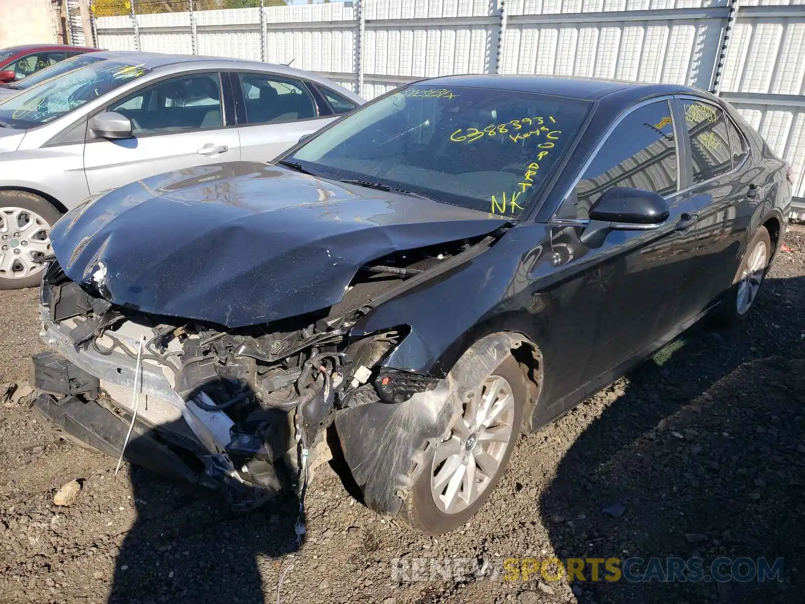 2 Фотография поврежденного автомобиля 4T1B11HK8KU679623 TOYOTA CAMRY 2019