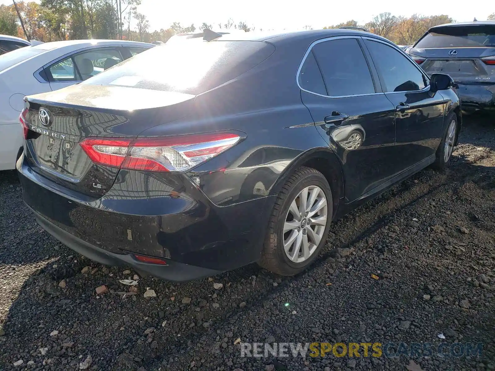 4 Photograph of a damaged car 4T1B11HK8KU679623 TOYOTA CAMRY 2019