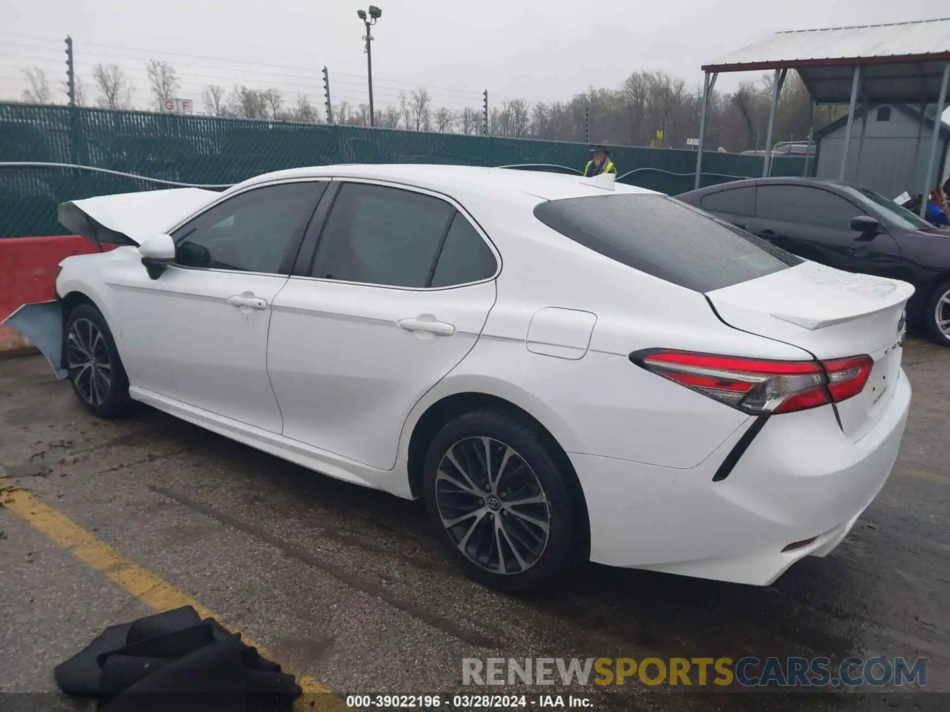 3 Photograph of a damaged car 4T1B11HK8KU680979 TOYOTA CAMRY 2019