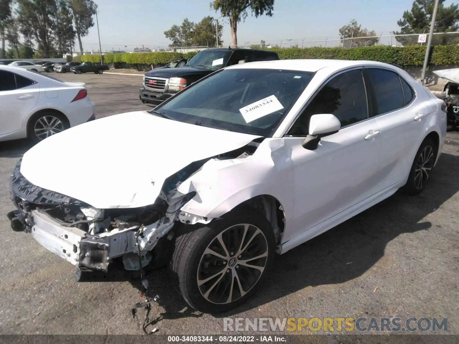 2 Photograph of a damaged car 4T1B11HK8KU681677 TOYOTA CAMRY 2019