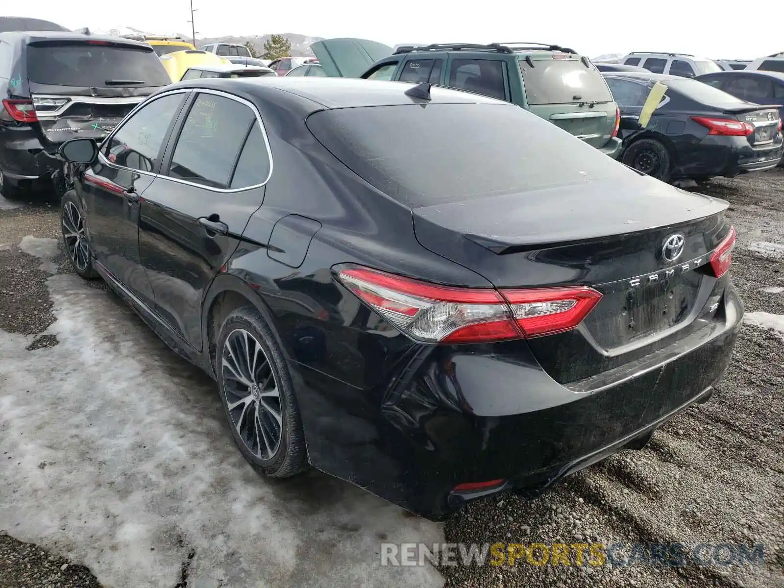 3 Photograph of a damaged car 4T1B11HK8KU682375 TOYOTA CAMRY 2019