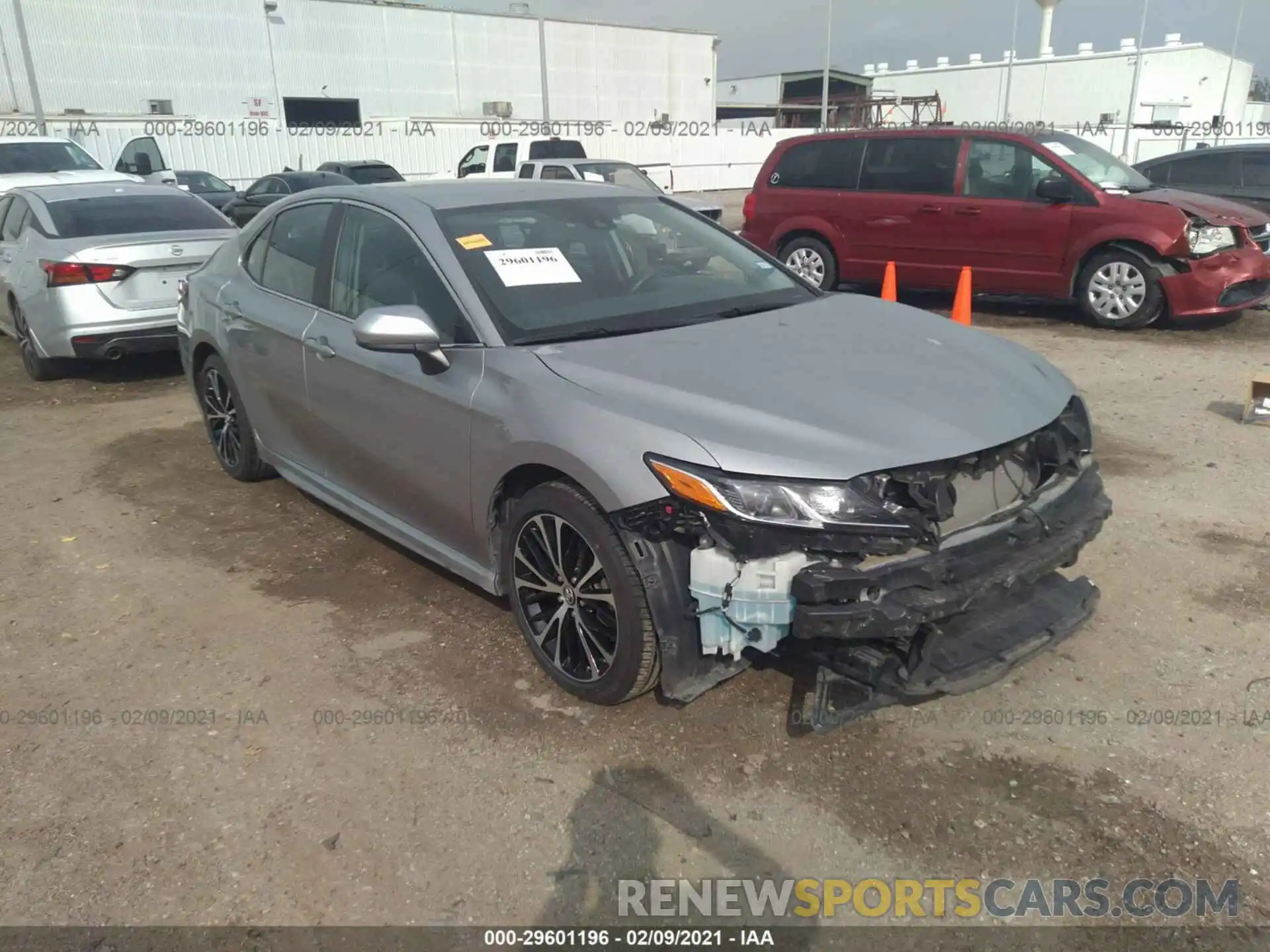 1 Photograph of a damaged car 4T1B11HK8KU682778 TOYOTA CAMRY 2019