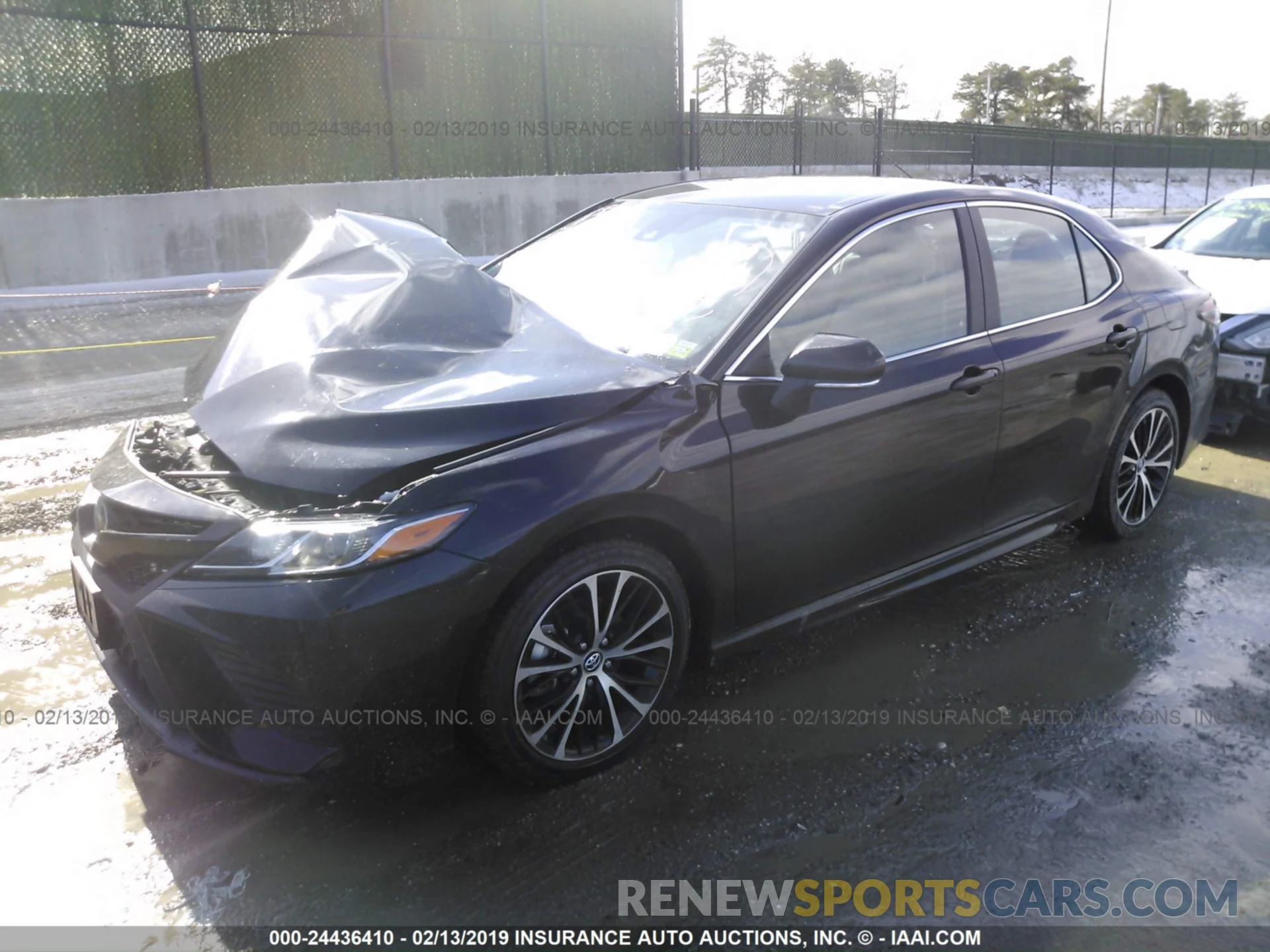 2 Photograph of a damaged car 4T1B11HK8KU682845 TOYOTA CAMRY 2019