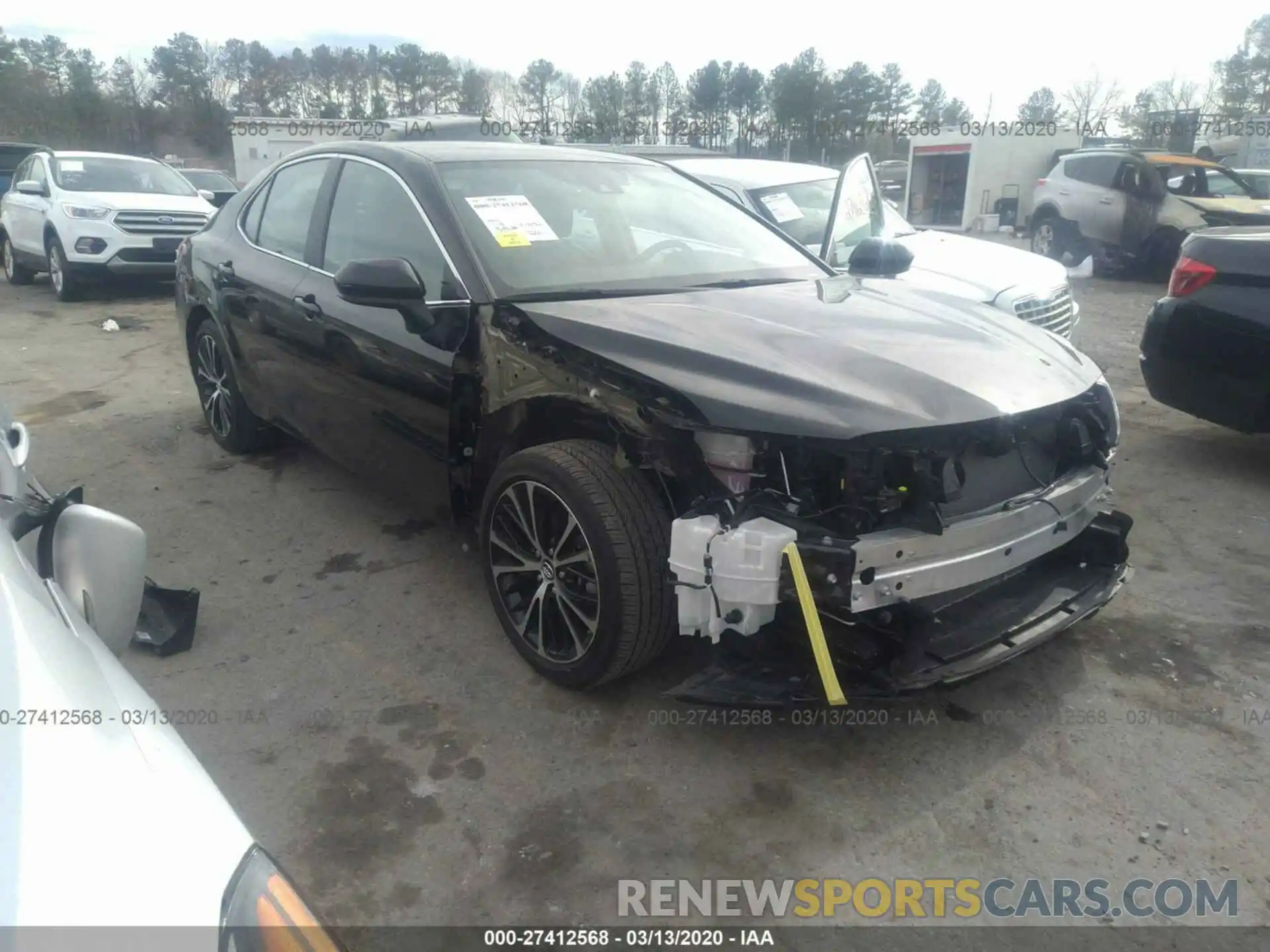 1 Photograph of a damaged car 4T1B11HK8KU683915 TOYOTA CAMRY 2019