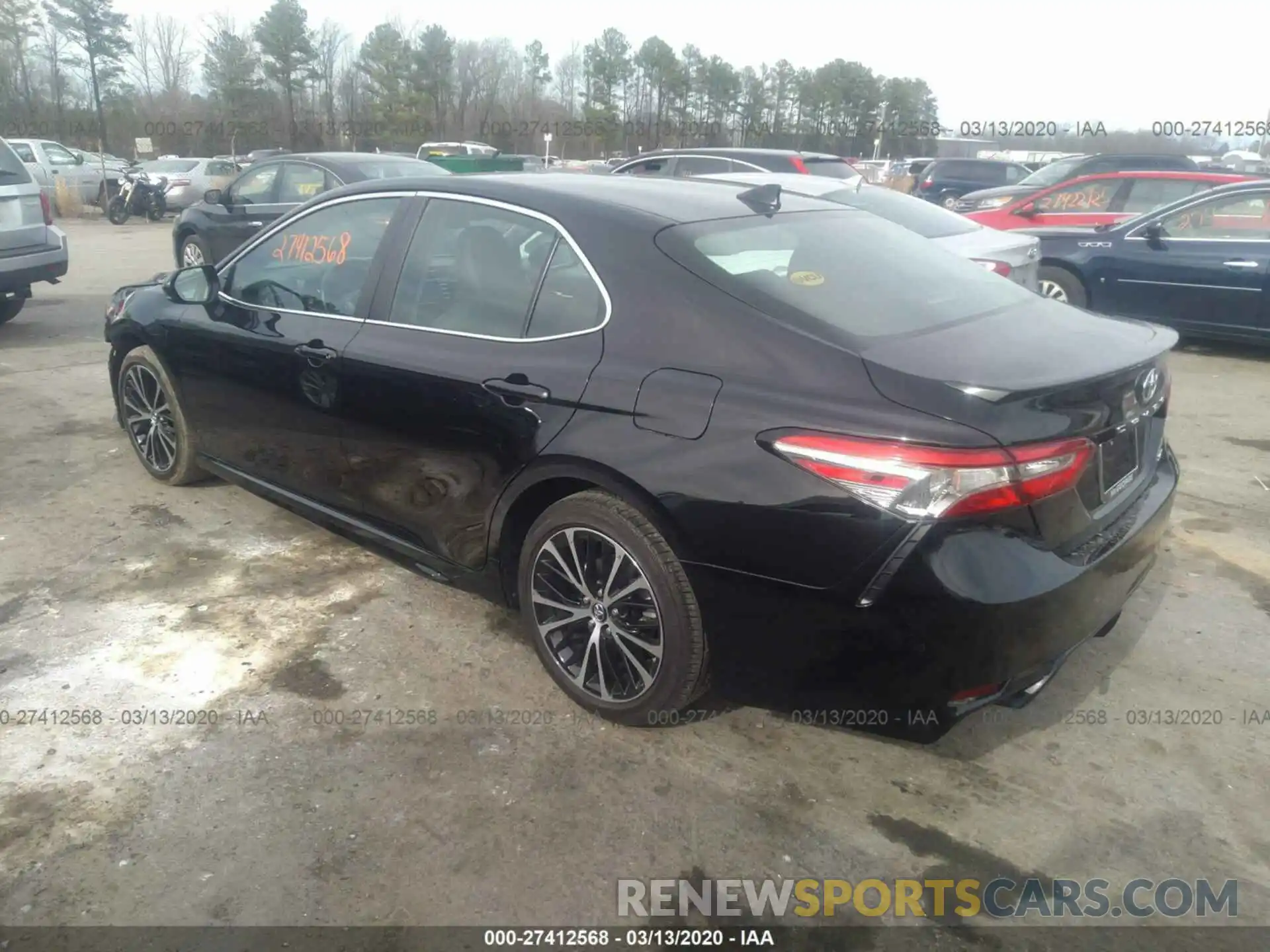 3 Photograph of a damaged car 4T1B11HK8KU683915 TOYOTA CAMRY 2019