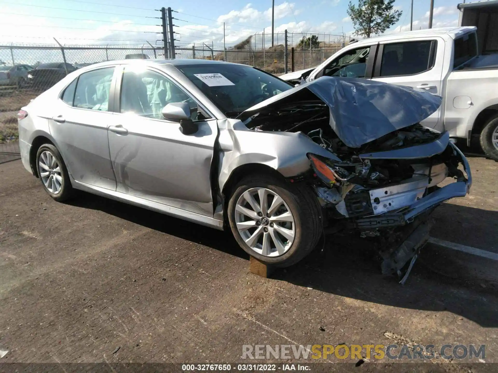 1 Photograph of a damaged car 4T1B11HK8KU684918 TOYOTA CAMRY 2019