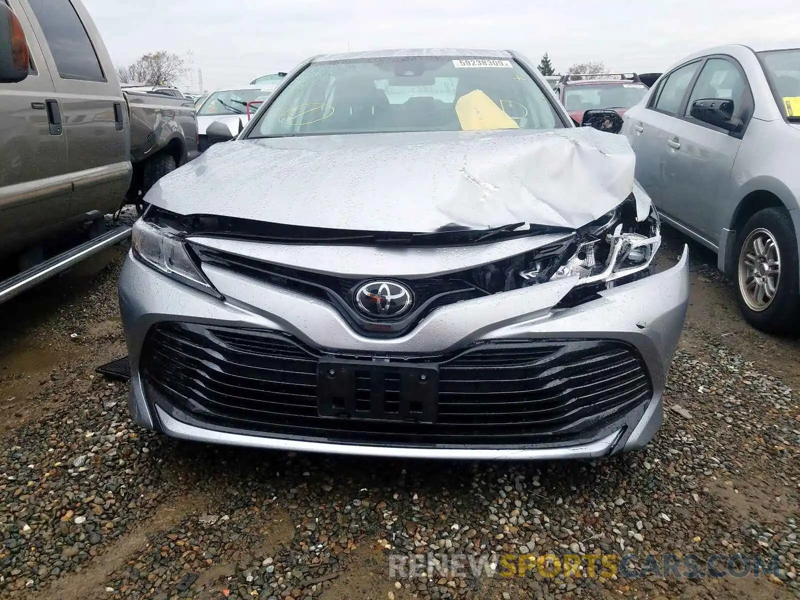 9 Photograph of a damaged car 4T1B11HK8KU684966 TOYOTA CAMRY 2019