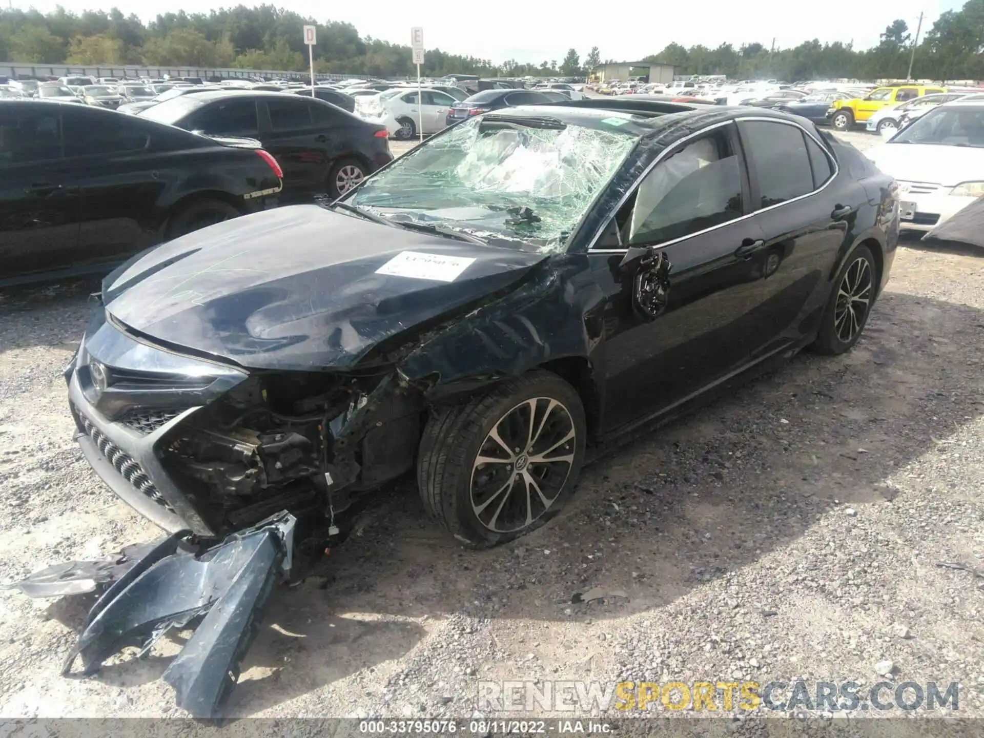 2 Photograph of a damaged car 4T1B11HK8KU685521 TOYOTA CAMRY 2019