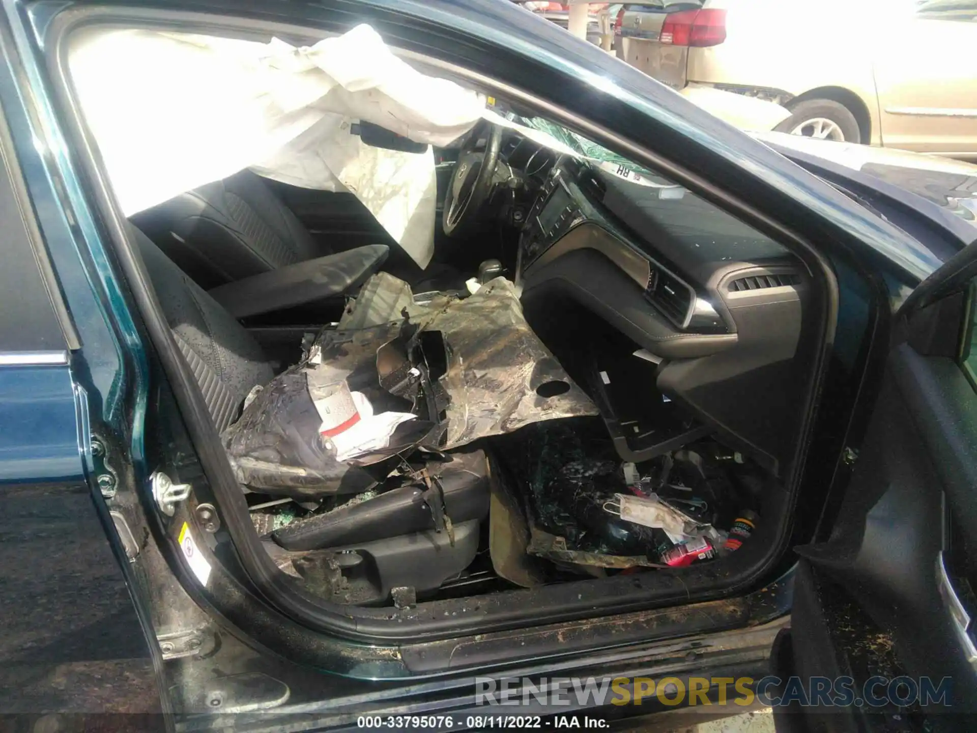 5 Photograph of a damaged car 4T1B11HK8KU685521 TOYOTA CAMRY 2019