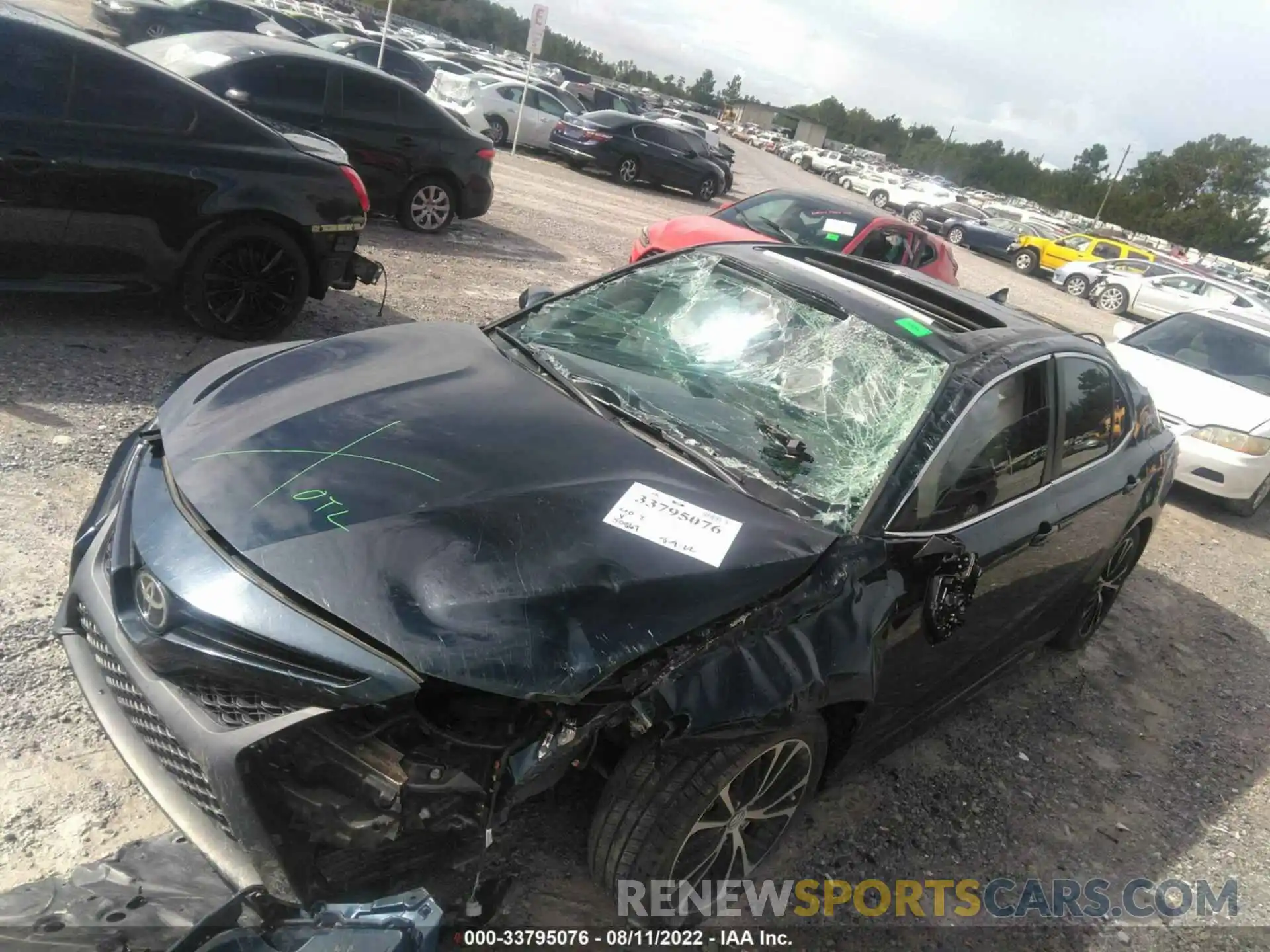 6 Photograph of a damaged car 4T1B11HK8KU685521 TOYOTA CAMRY 2019