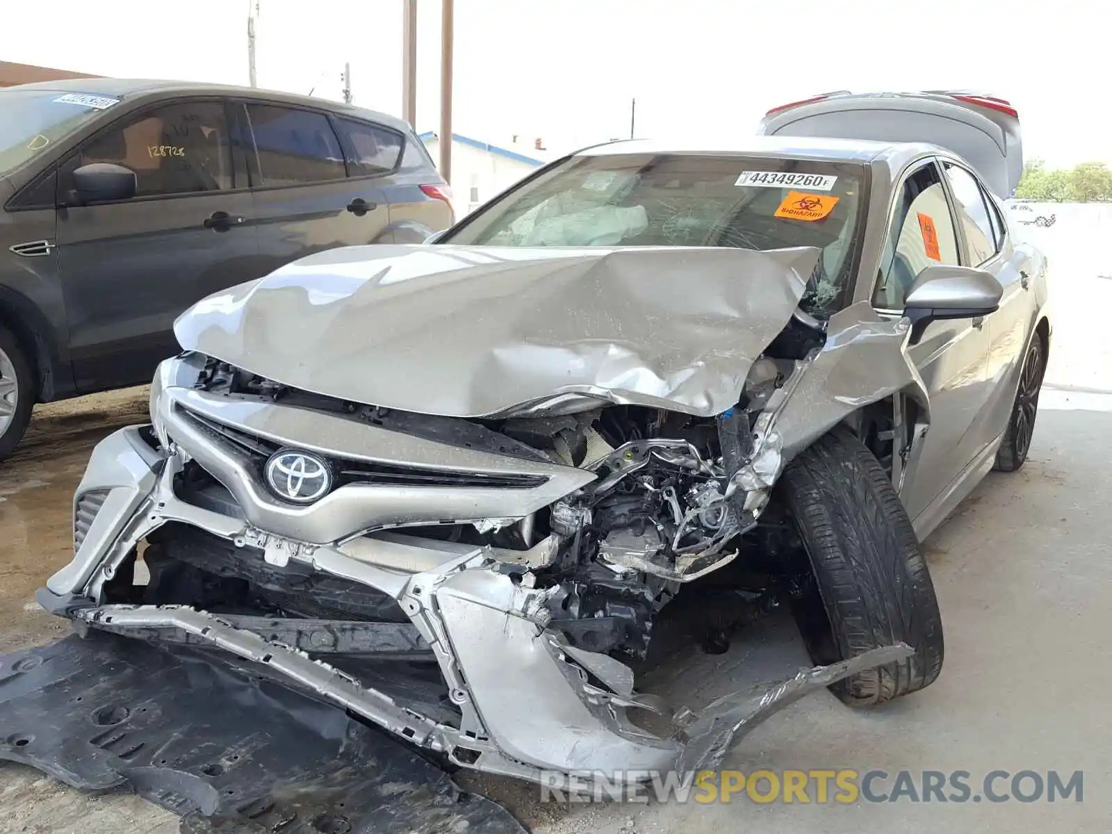 2 Photograph of a damaged car 4T1B11HK8KU685650 TOYOTA CAMRY 2019