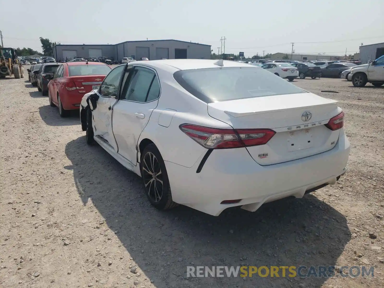 3 Photograph of a damaged car 4T1B11HK8KU686975 TOYOTA CAMRY 2019