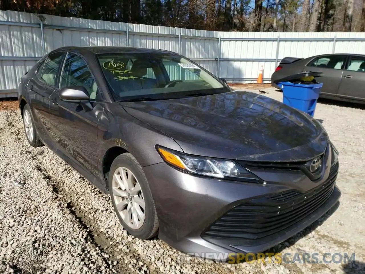 1 Photograph of a damaged car 4T1B11HK8KU687026 TOYOTA CAMRY 2019