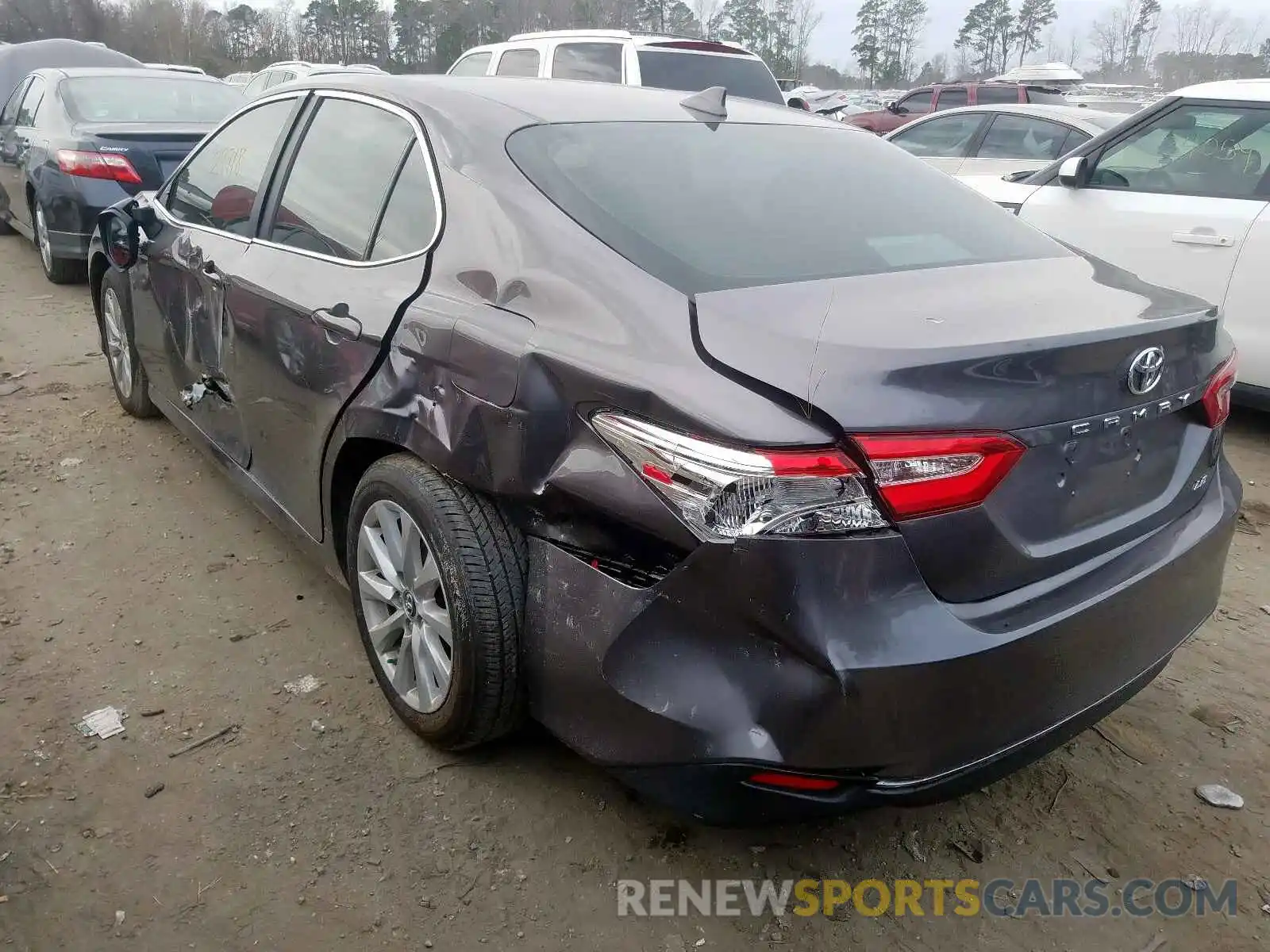 3 Photograph of a damaged car 4T1B11HK8KU688158 TOYOTA CAMRY 2019