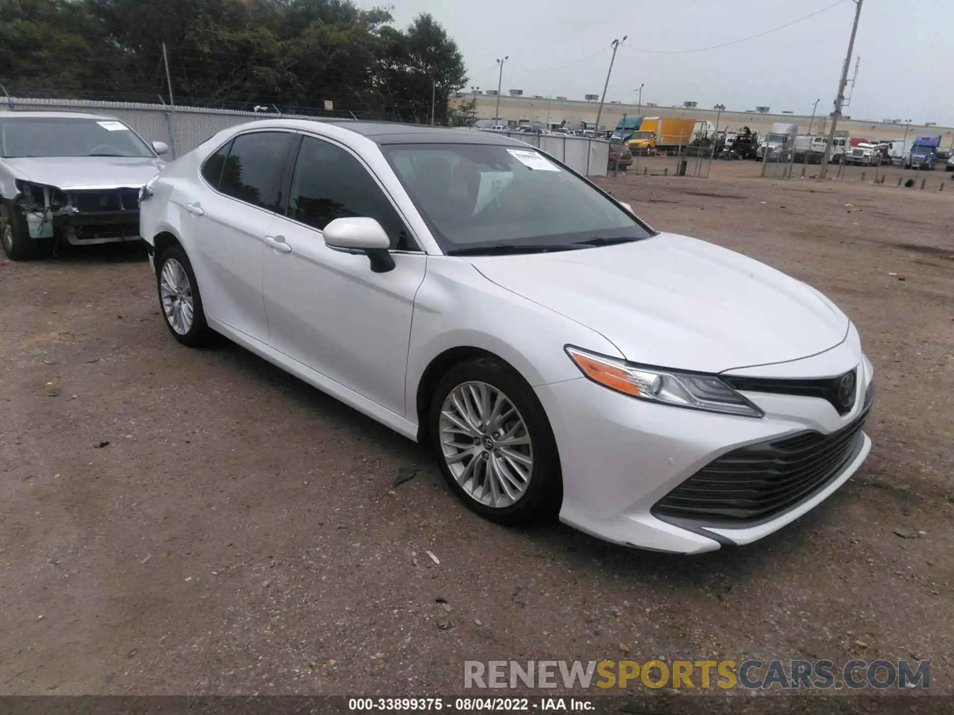 1 Photograph of a damaged car 4T1B11HK8KU691111 TOYOTA CAMRY 2019