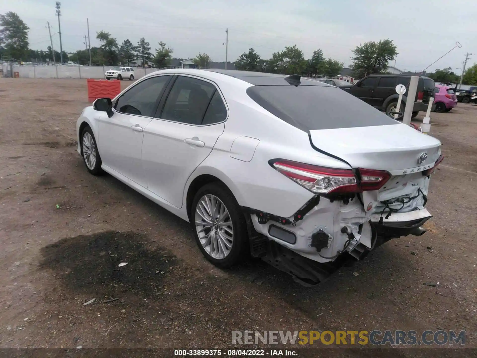 3 Photograph of a damaged car 4T1B11HK8KU691111 TOYOTA CAMRY 2019