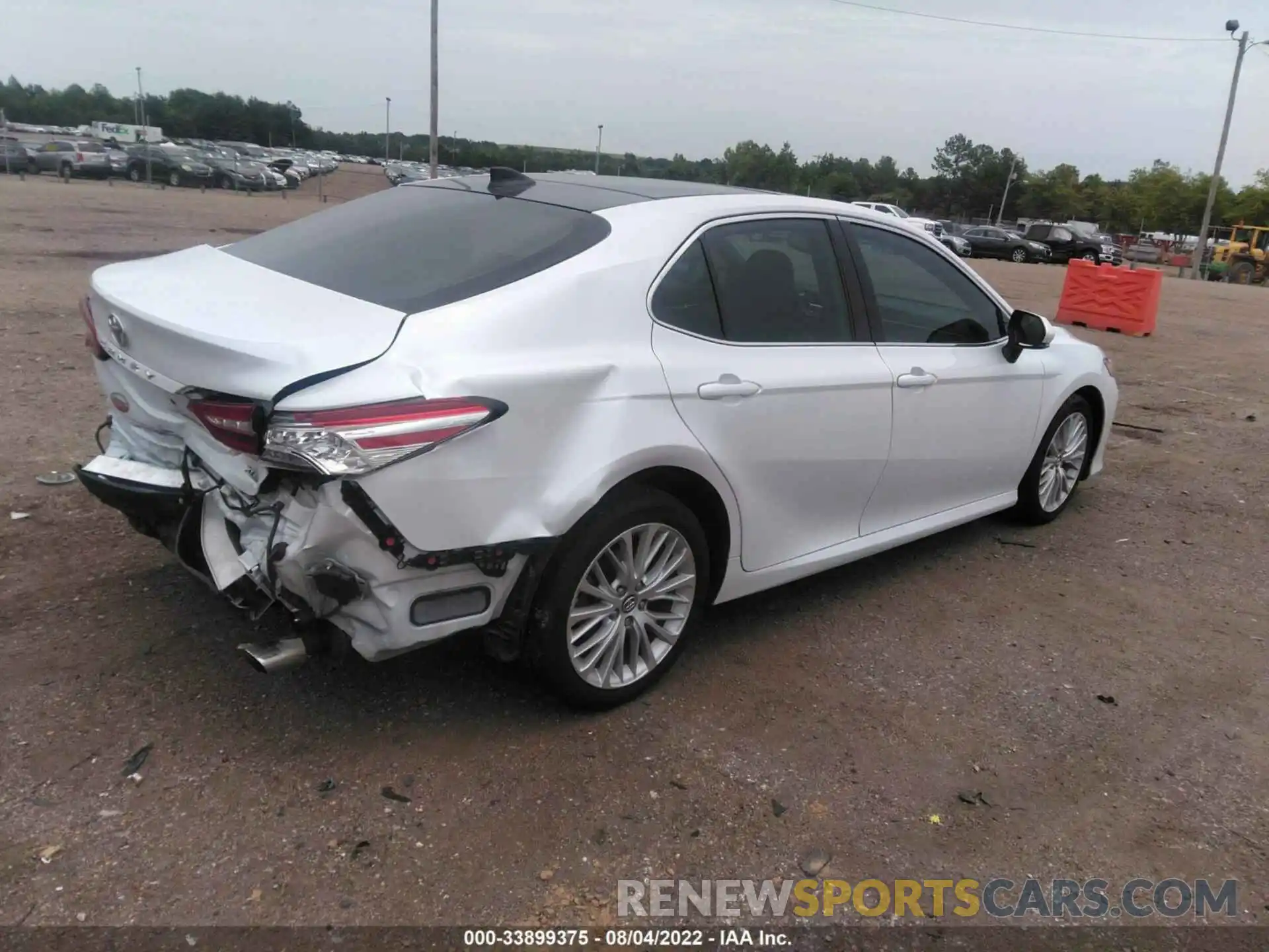 4 Photograph of a damaged car 4T1B11HK8KU691111 TOYOTA CAMRY 2019