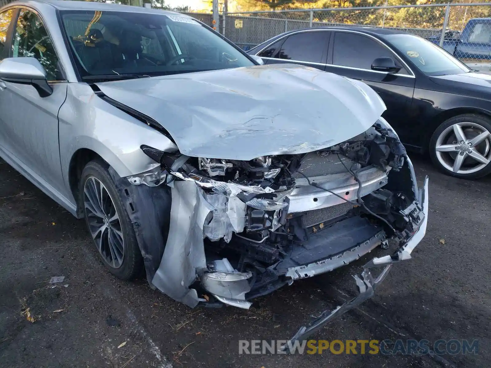 9 Photograph of a damaged car 4T1B11HK8KU691805 TOYOTA CAMRY 2019