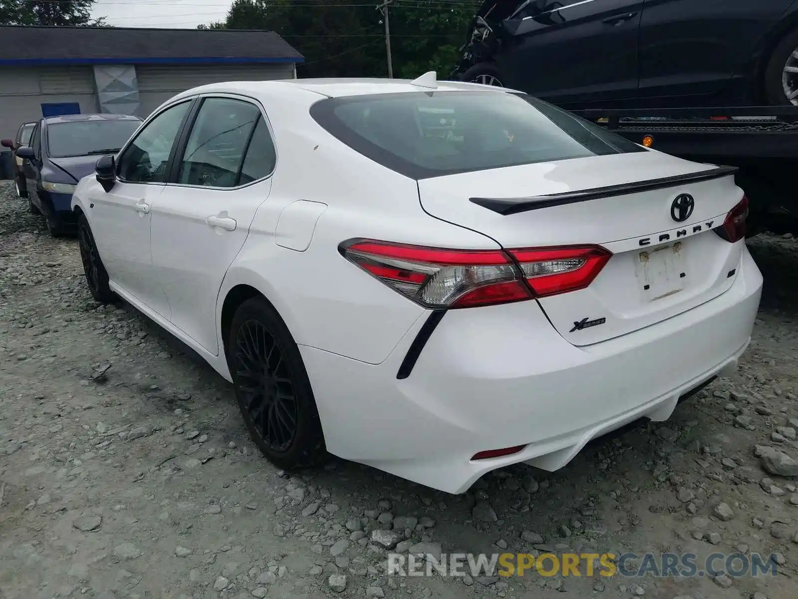 3 Photograph of a damaged car 4T1B11HK8KU692775 TOYOTA CAMRY 2019