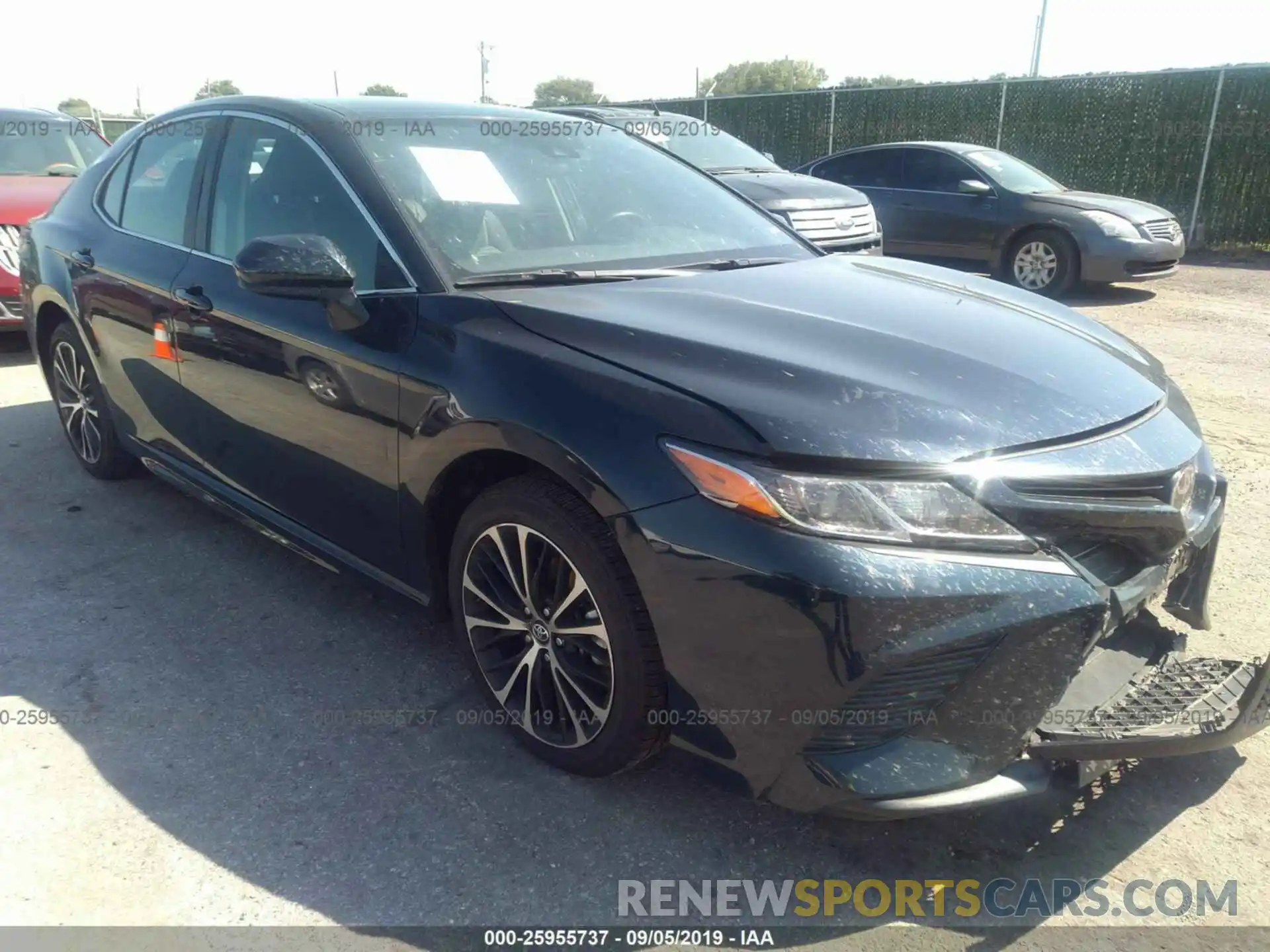 1 Photograph of a damaged car 4T1B11HK8KU695515 TOYOTA CAMRY 2019