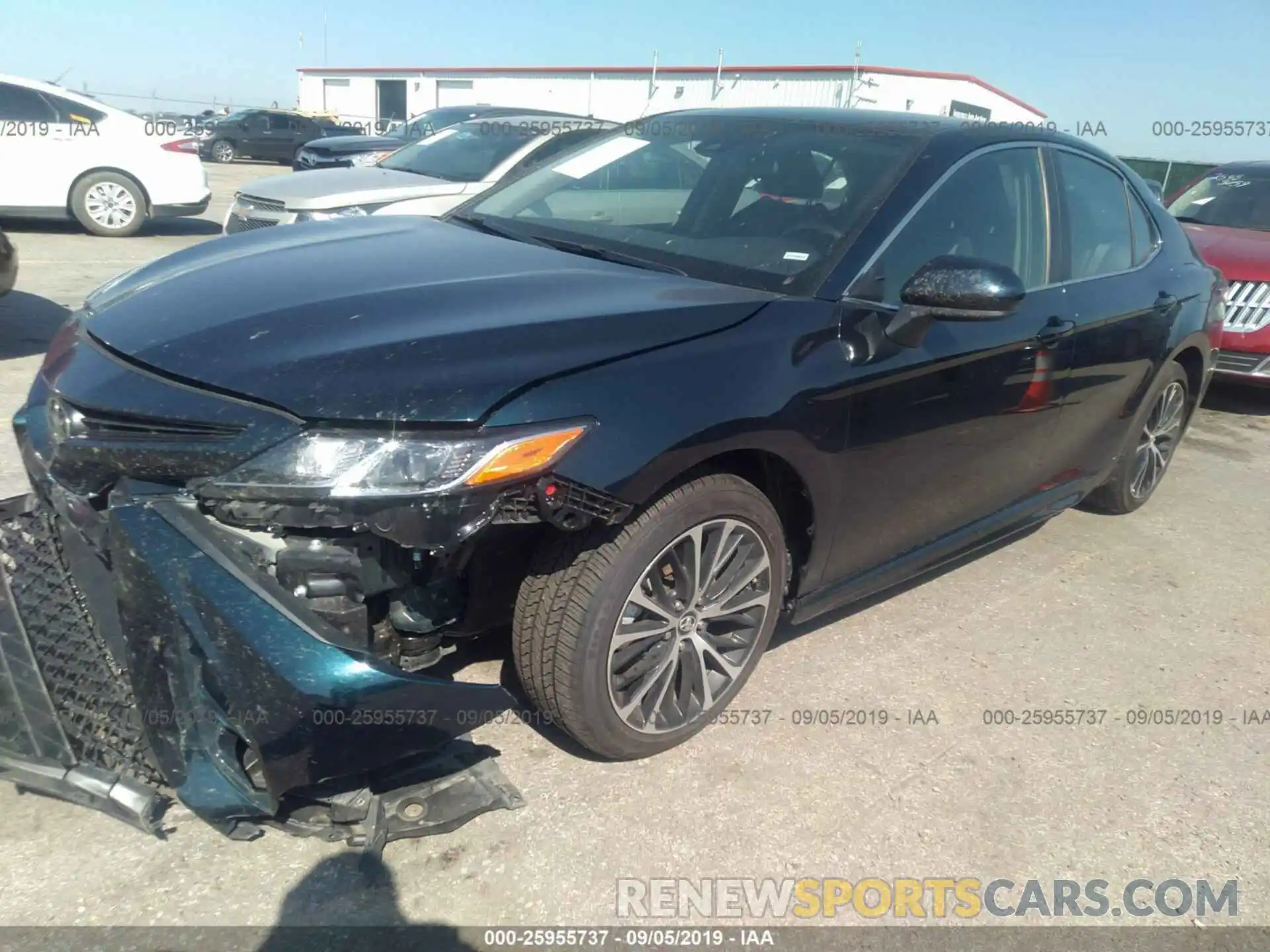 2 Photograph of a damaged car 4T1B11HK8KU695515 TOYOTA CAMRY 2019