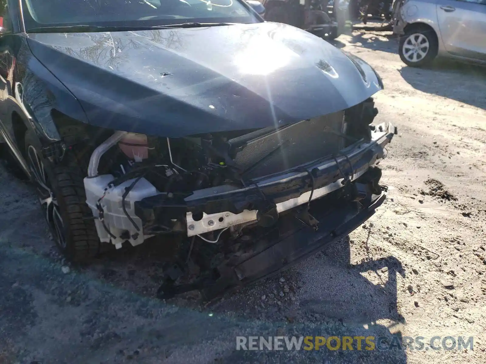 9 Photograph of a damaged car 4T1B11HK8KU695627 TOYOTA CAMRY 2019