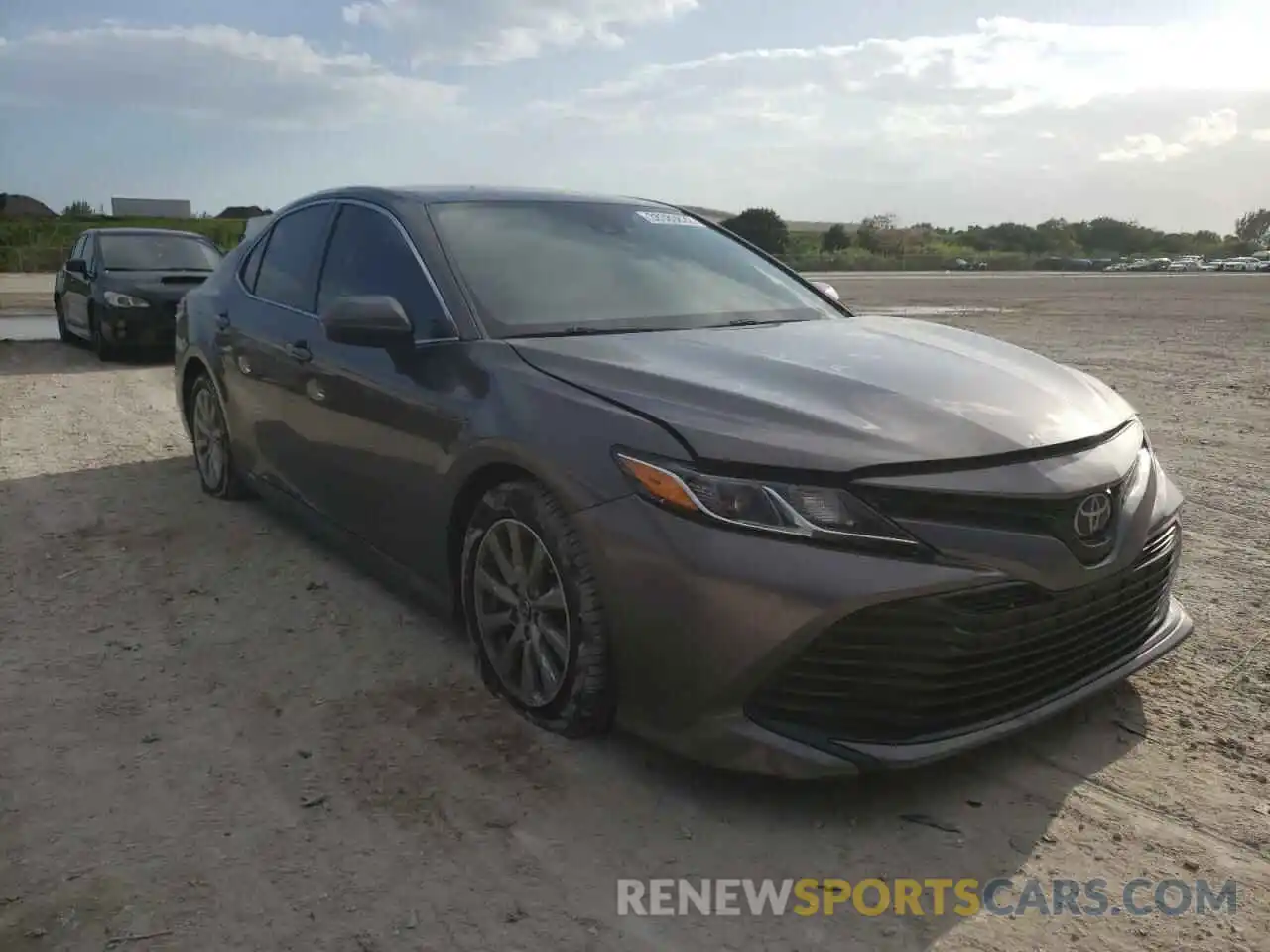 1 Photograph of a damaged car 4T1B11HK8KU695952 TOYOTA CAMRY 2019