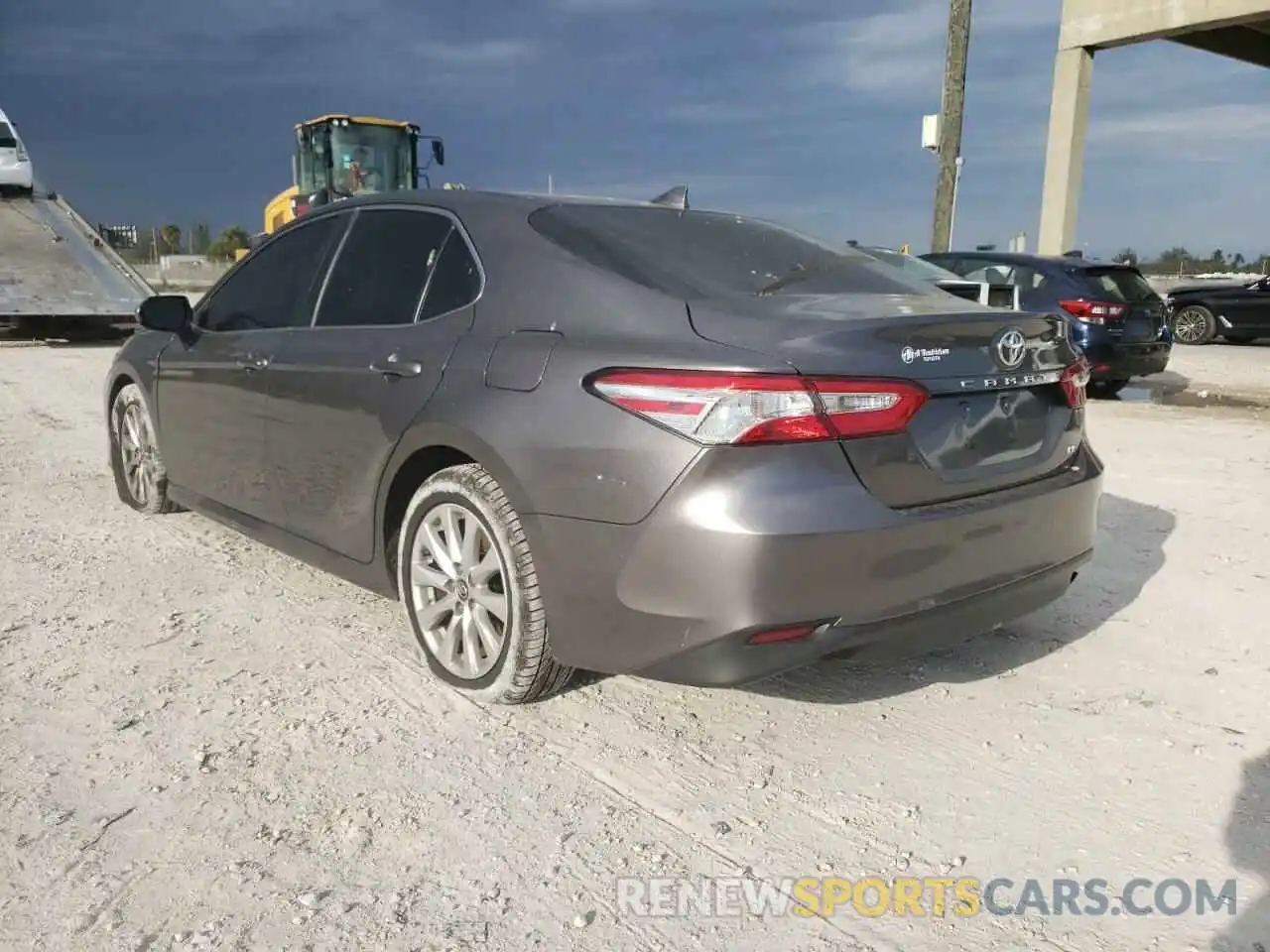 3 Photograph of a damaged car 4T1B11HK8KU695952 TOYOTA CAMRY 2019