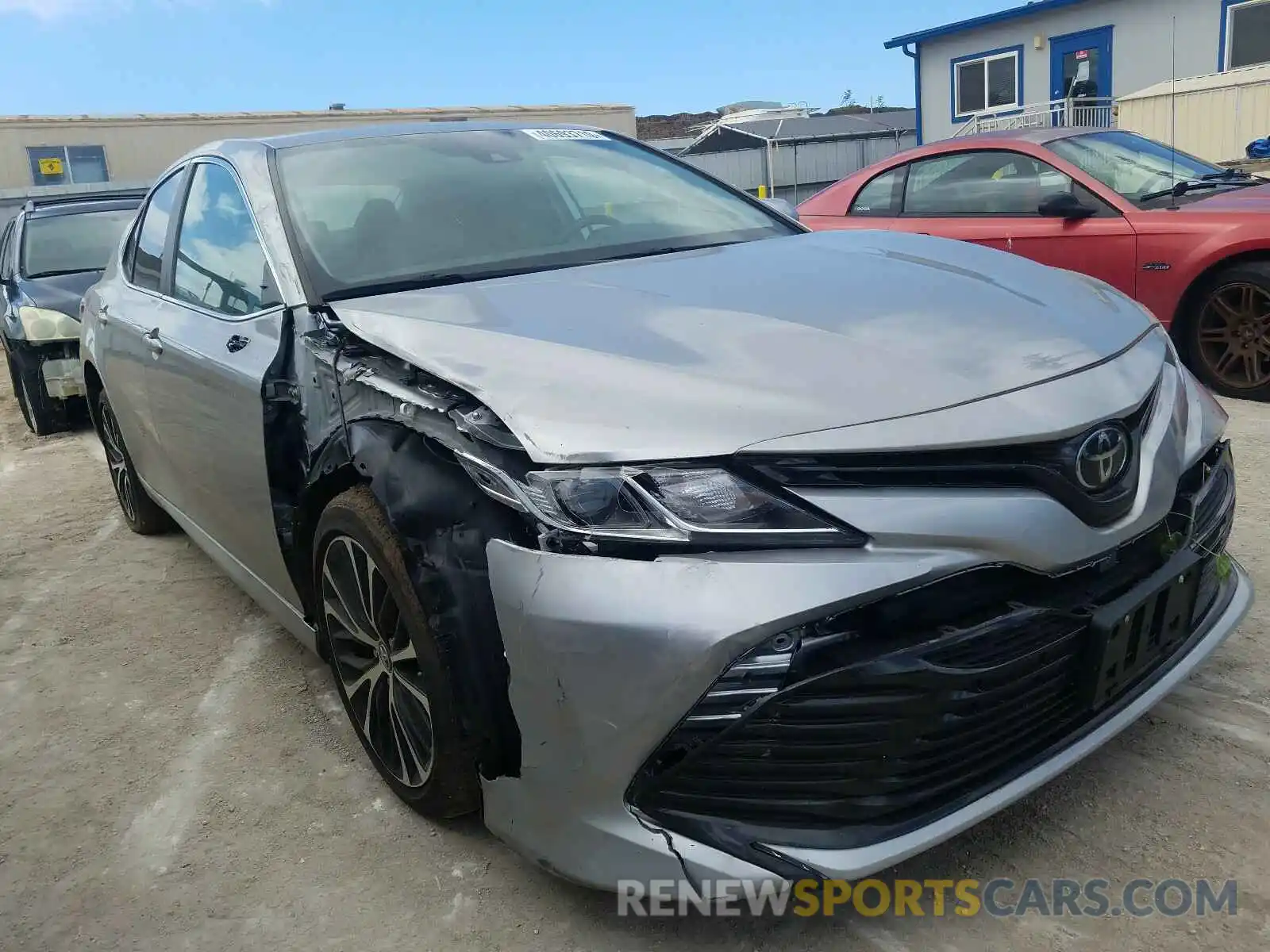 1 Photograph of a damaged car 4T1B11HK8KU696034 TOYOTA CAMRY 2019