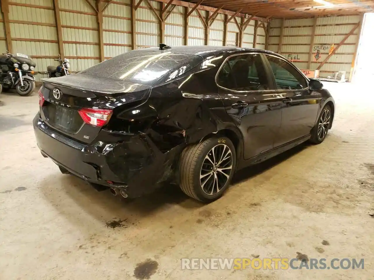 4 Photograph of a damaged car 4T1B11HK8KU697149 TOYOTA CAMRY 2019