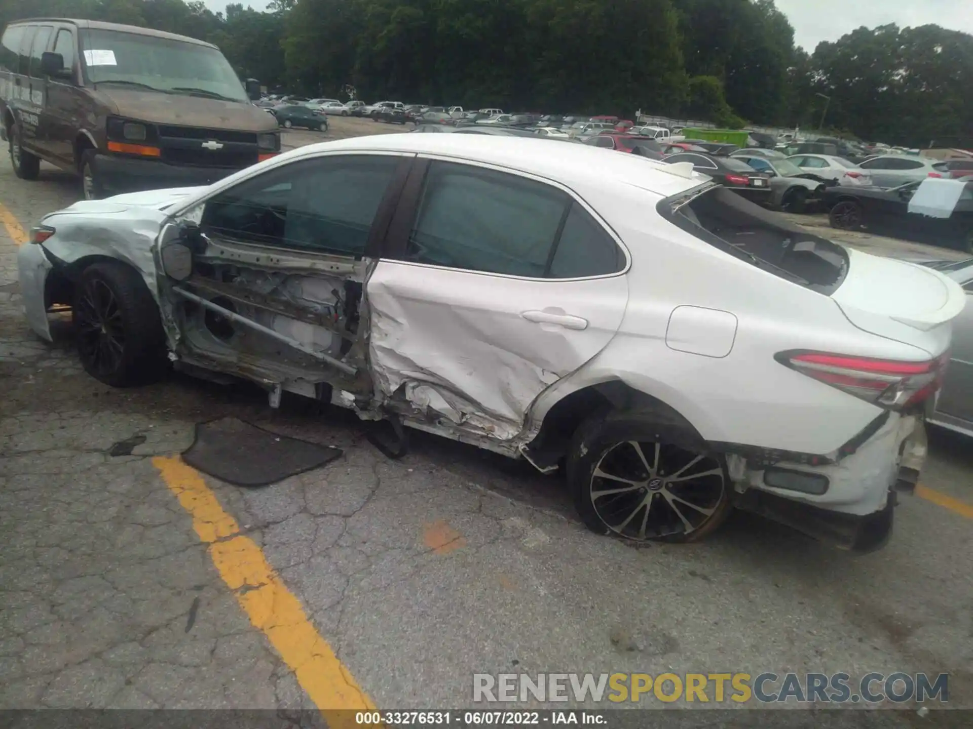 3 Photograph of a damaged car 4T1B11HK8KU697653 TOYOTA CAMRY 2019