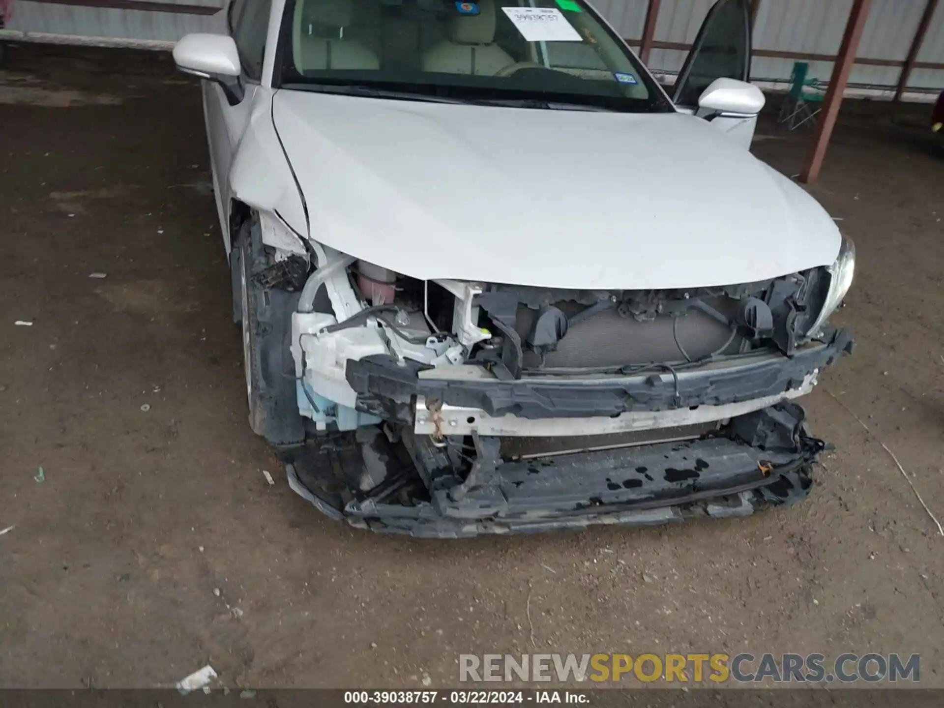 17 Photograph of a damaged car 4T1B11HK8KU700499 TOYOTA CAMRY 2019