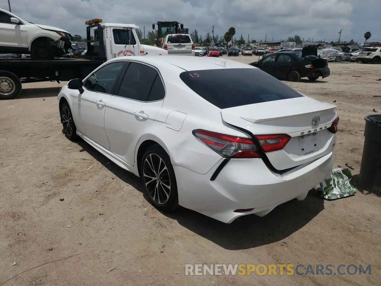 3 Photograph of a damaged car 4T1B11HK8KU701197 TOYOTA CAMRY 2019