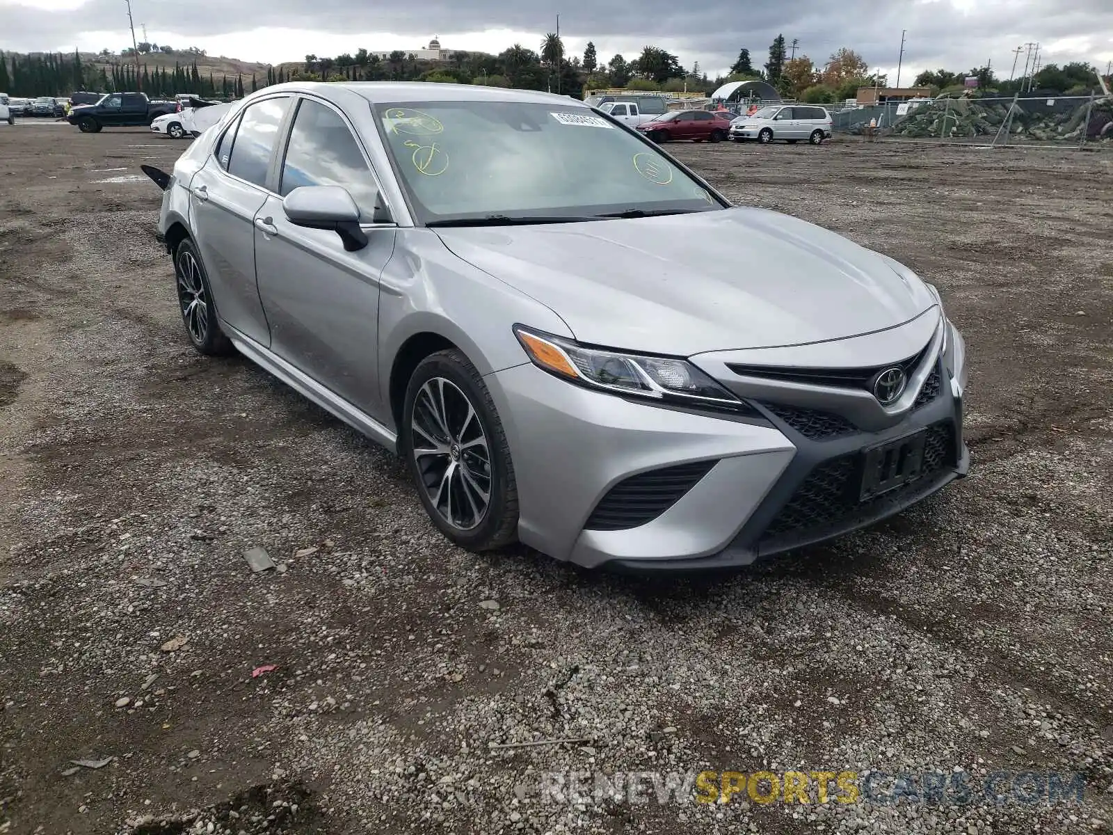 1 Photograph of a damaged car 4T1B11HK8KU701586 TOYOTA CAMRY 2019