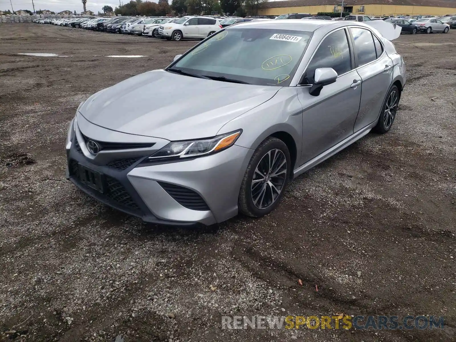 2 Photograph of a damaged car 4T1B11HK8KU701586 TOYOTA CAMRY 2019