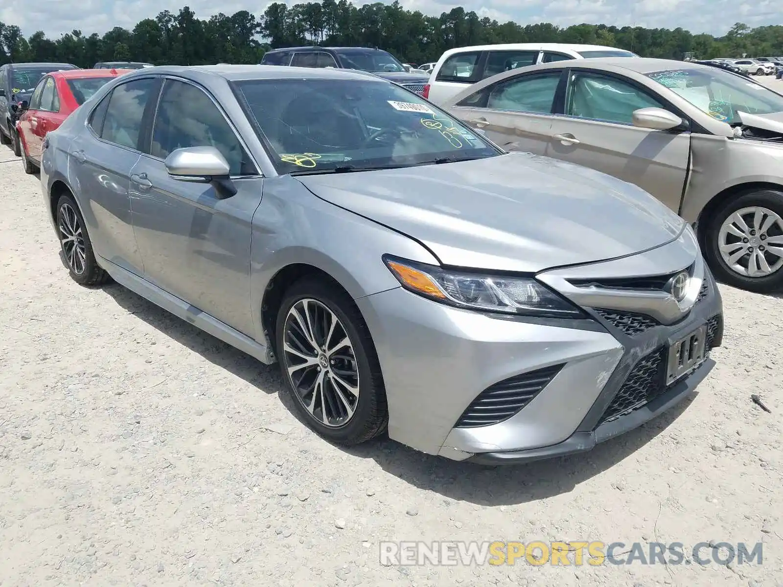 1 Photograph of a damaged car 4T1B11HK8KU702513 TOYOTA CAMRY 2019