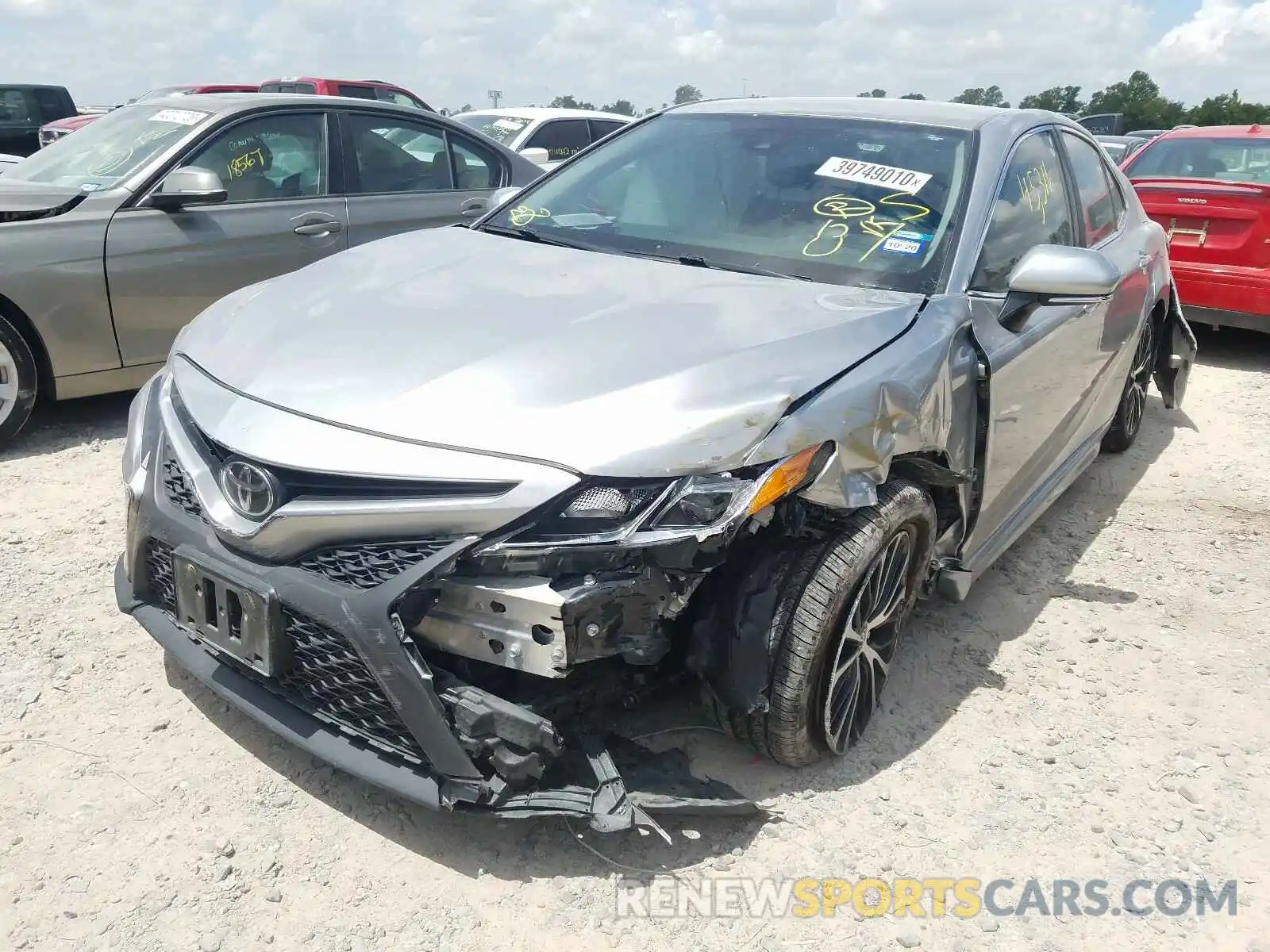 2 Photograph of a damaged car 4T1B11HK8KU702513 TOYOTA CAMRY 2019