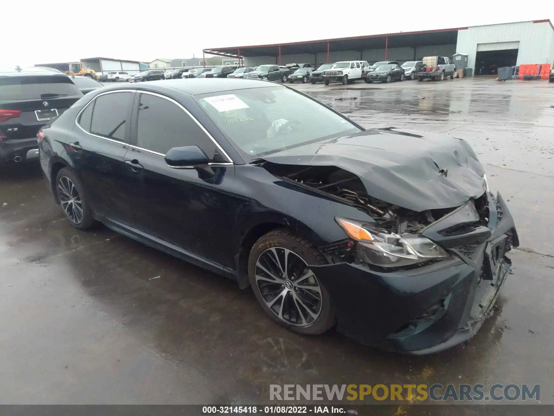 1 Photograph of a damaged car 4T1B11HK8KU704276 TOYOTA CAMRY 2019