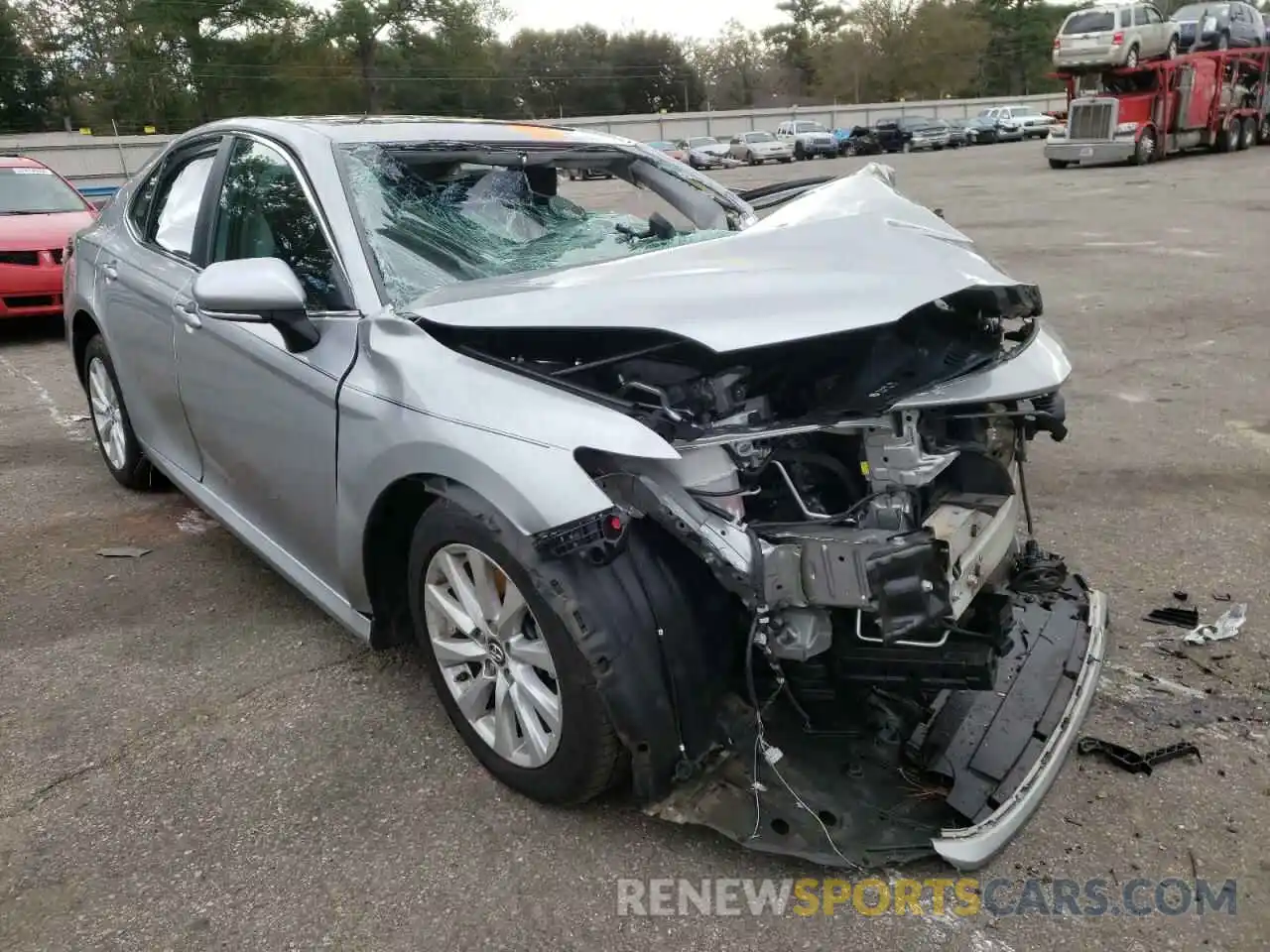 1 Photograph of a damaged car 4T1B11HK8KU704410 TOYOTA CAMRY 2019