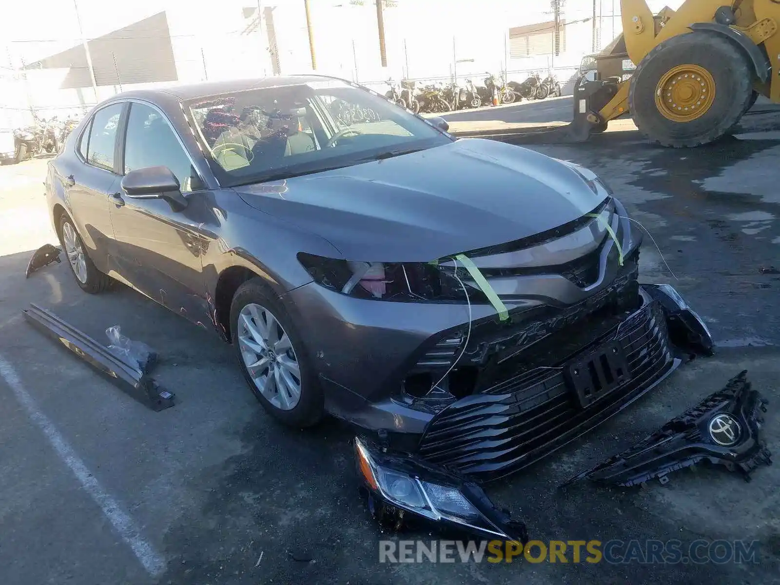 1 Photograph of a damaged car 4T1B11HK8KU707064 TOYOTA CAMRY 2019